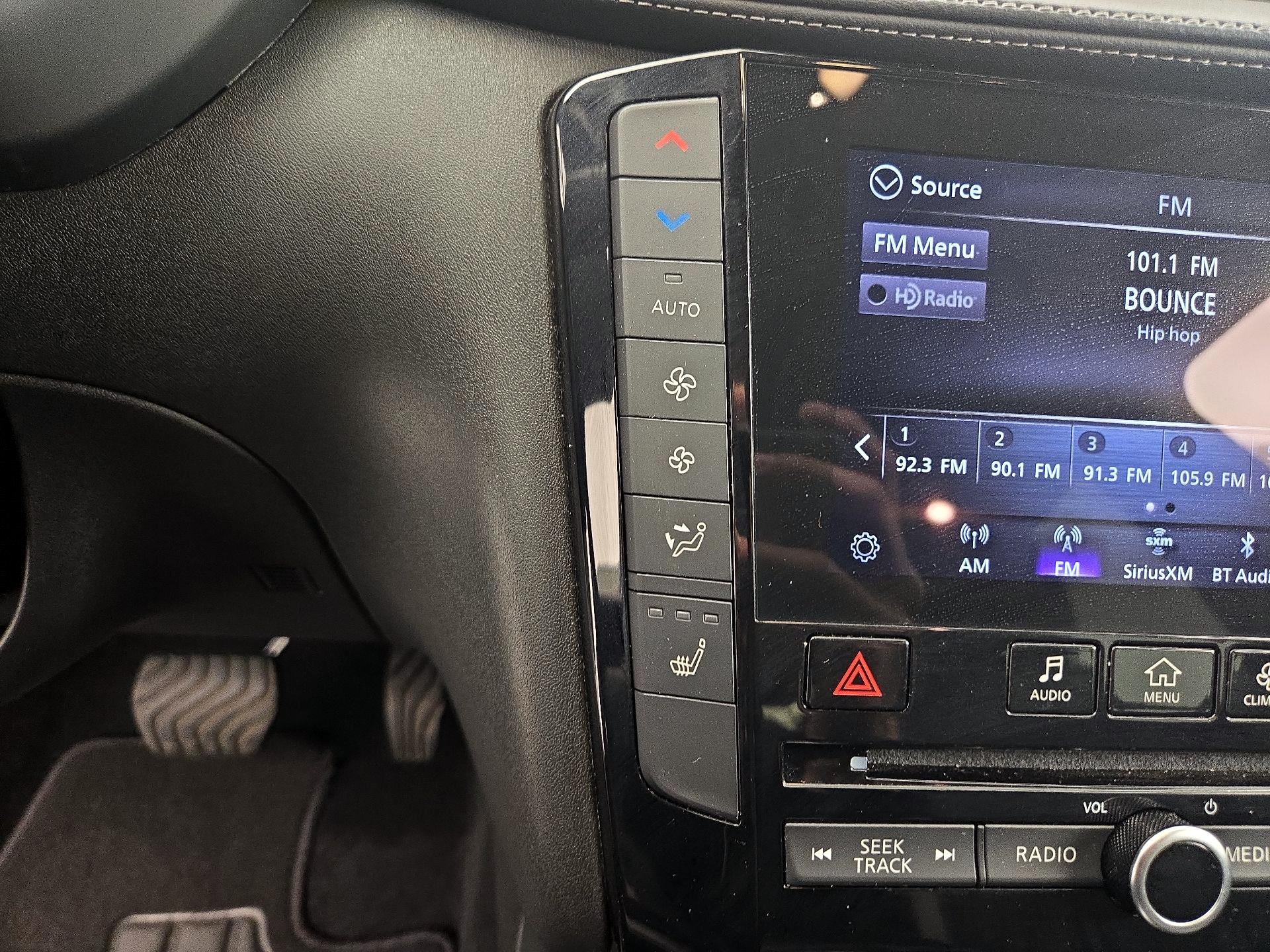 Thumbnail: 2022 INFINITI QX50 - 16