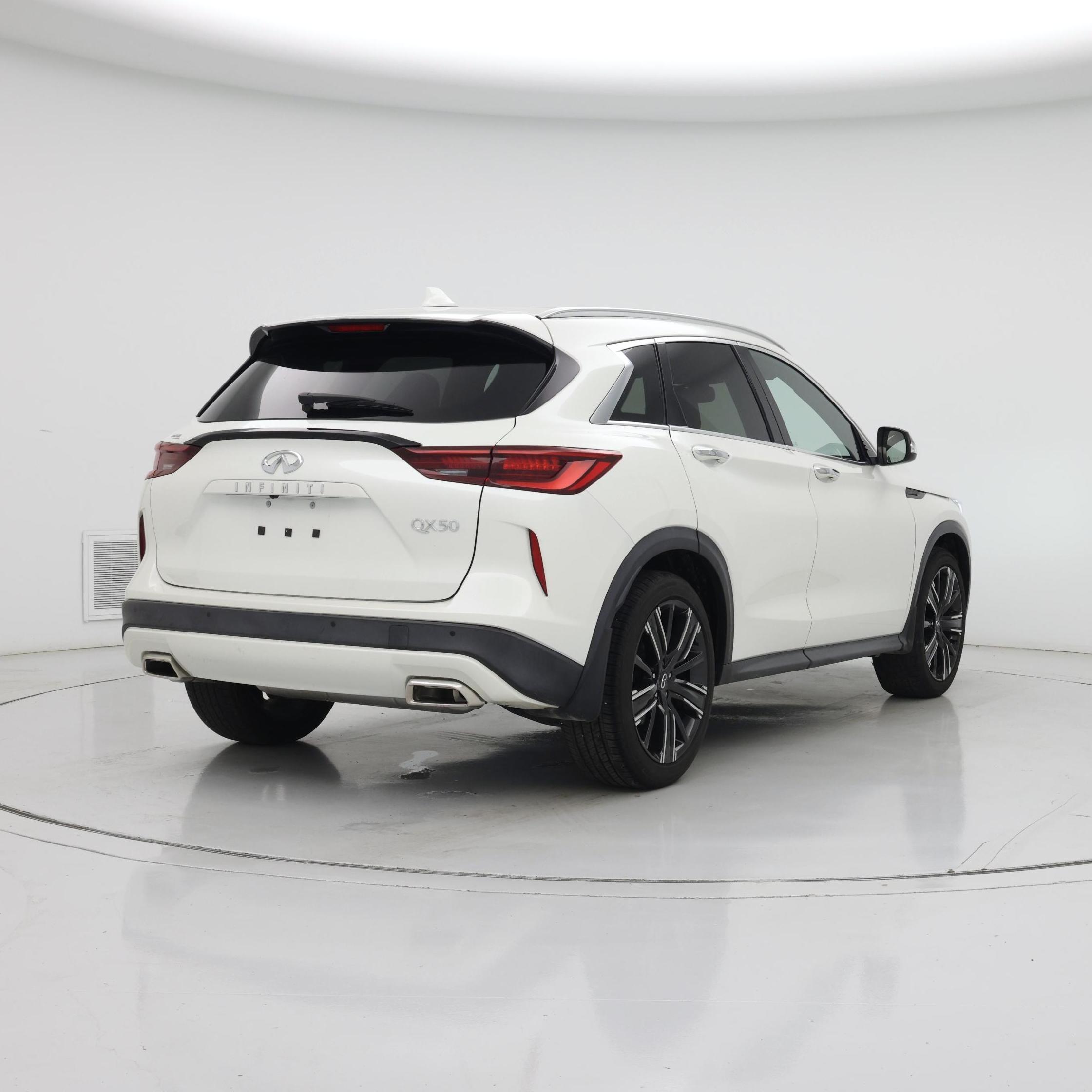 Thumbnail: 2022 INFINITI QX50 - 8