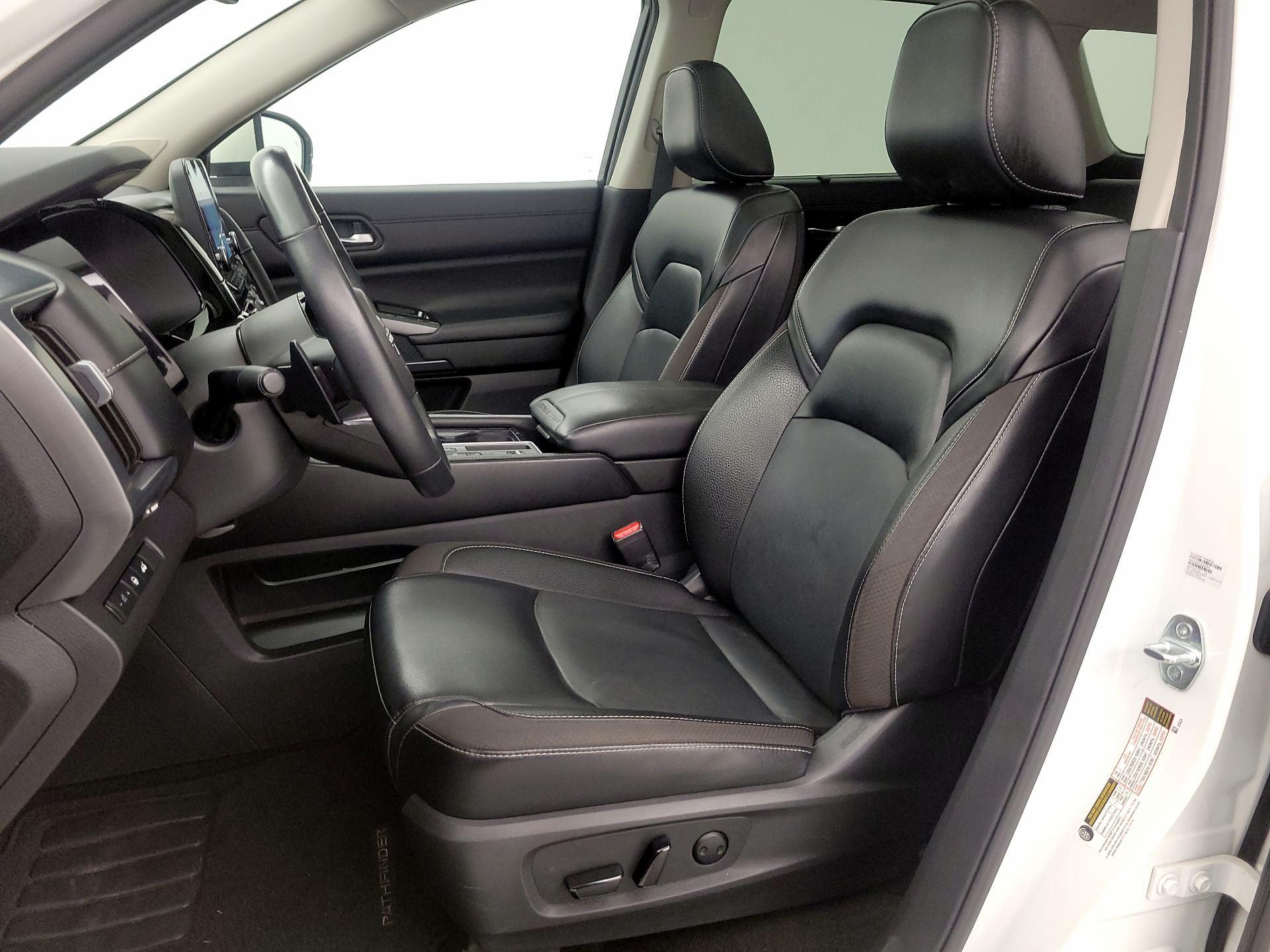 Thumbnail: 2023 Nissan Pathfinder - 11