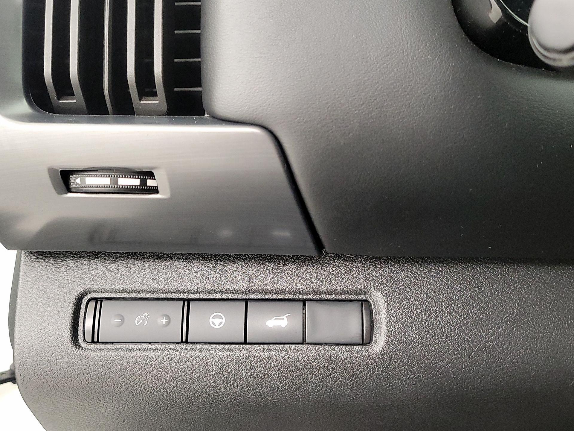 Thumbnail: 2023 Nissan Pathfinder - 13