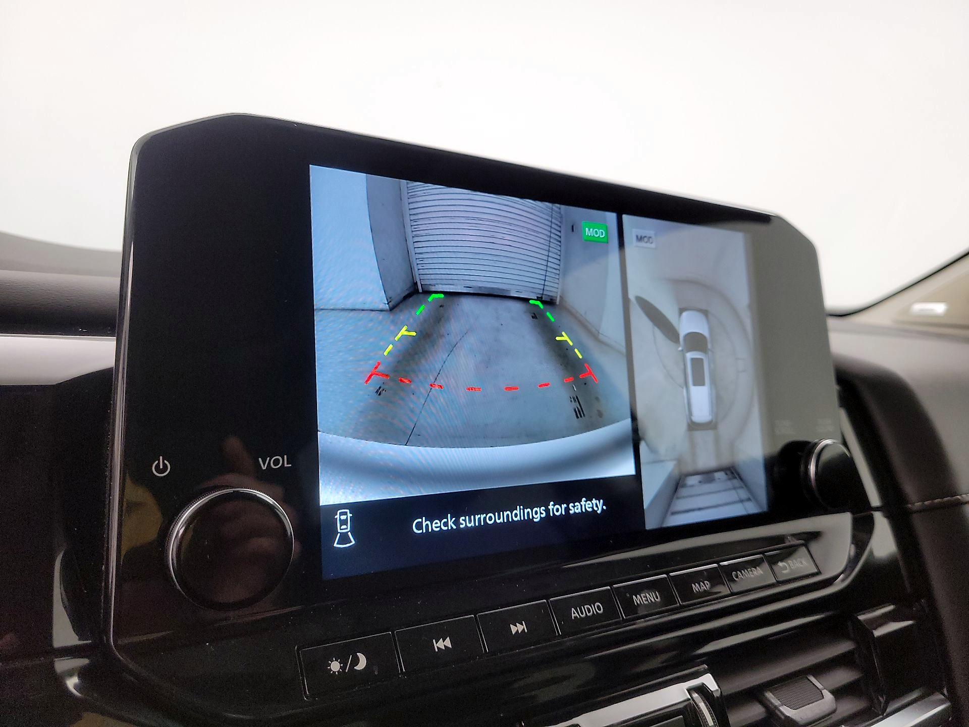 Thumbnail: 2023 Nissan Pathfinder - 15