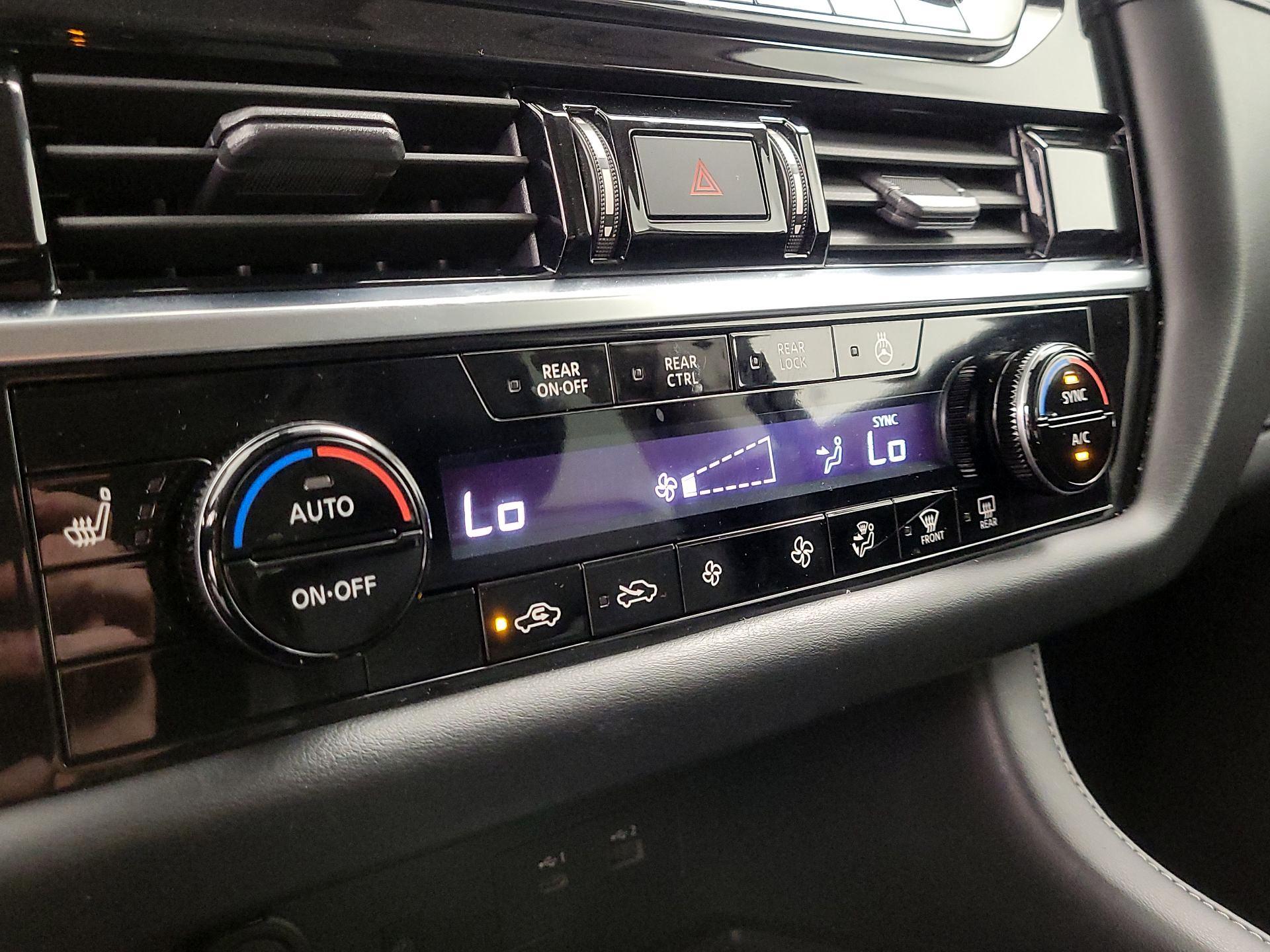 Thumbnail: 2023 Nissan Pathfinder - 17