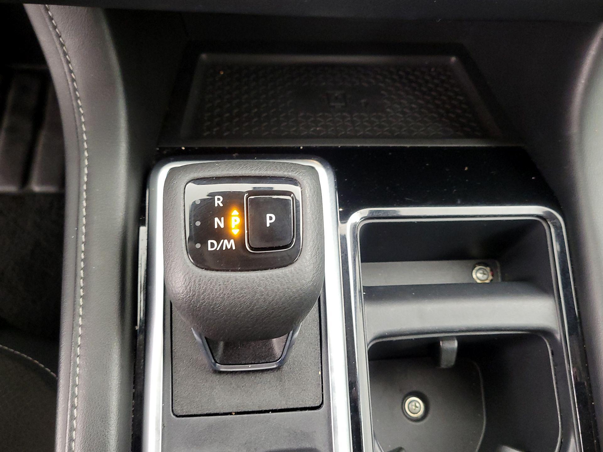 Thumbnail: 2023 Nissan Pathfinder - 18