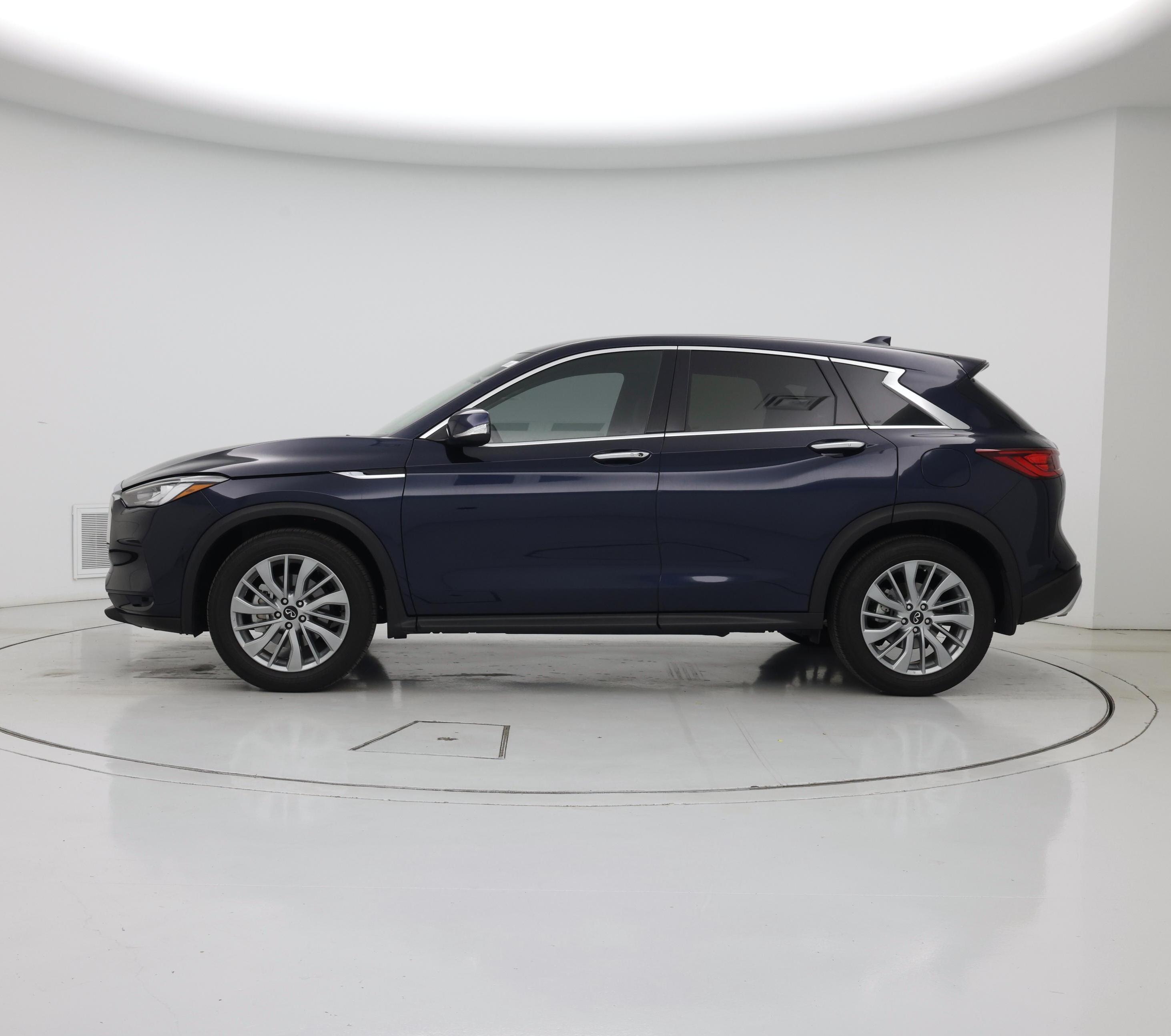 Thumbnail: 2023 INFINITI QX50 - 3