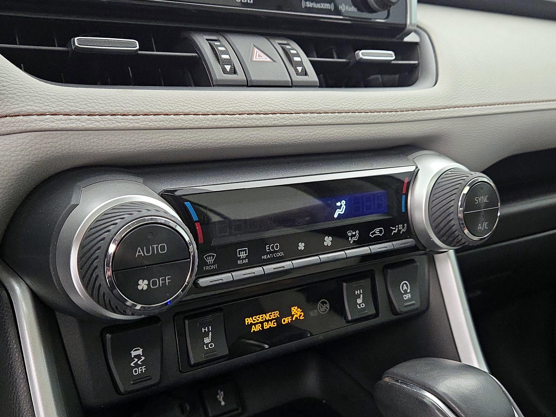 Thumbnail: 2021 Toyota RAV4 - 16