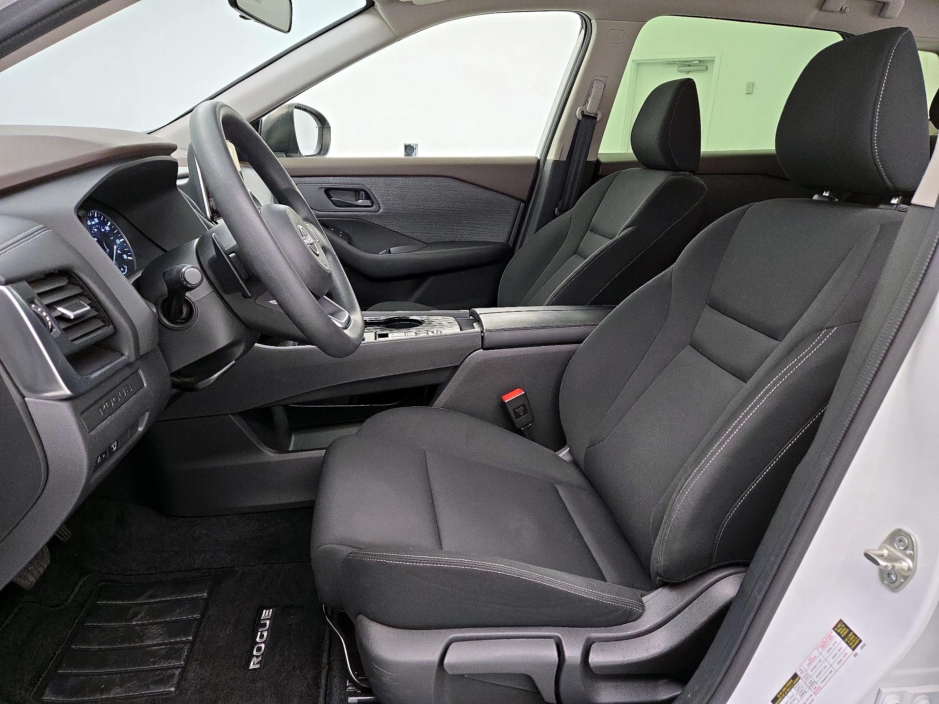 Thumbnail: 2023 Nissan Rogue - 11