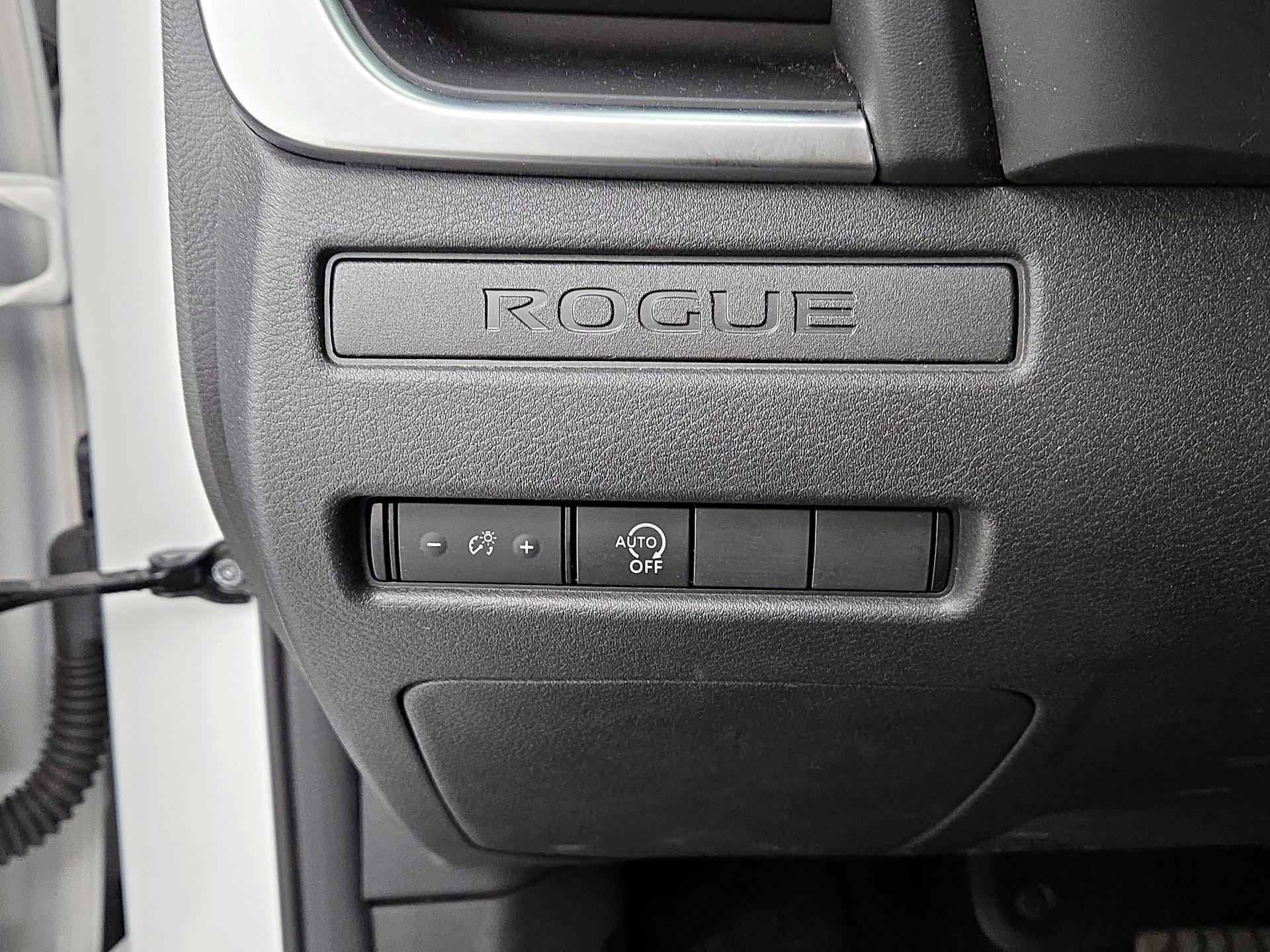 Thumbnail: 2023 Nissan Rogue - 13