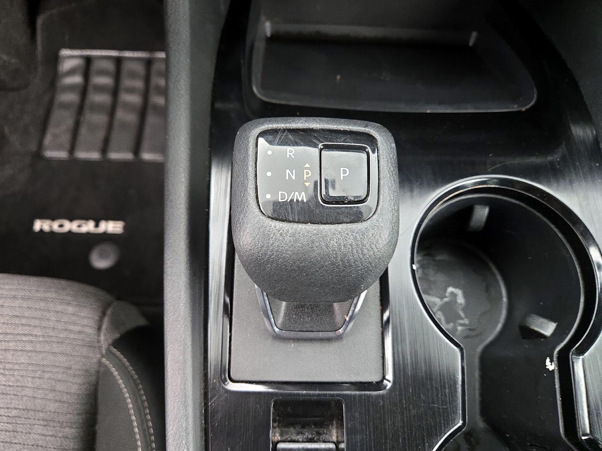 Thumbnail: 2023 Nissan Rogue - 17