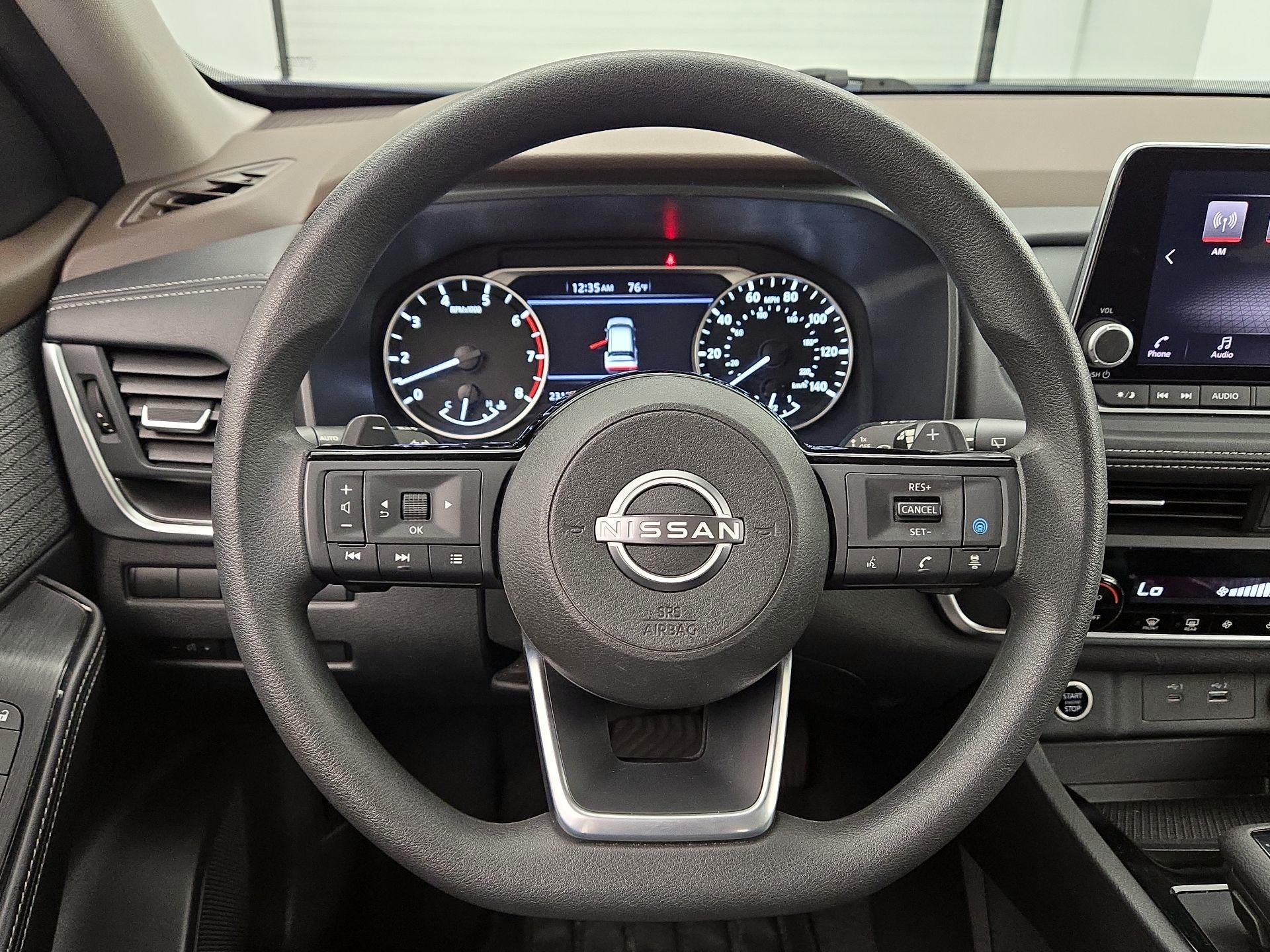 Thumbnail: 2023 Nissan Rogue - 10