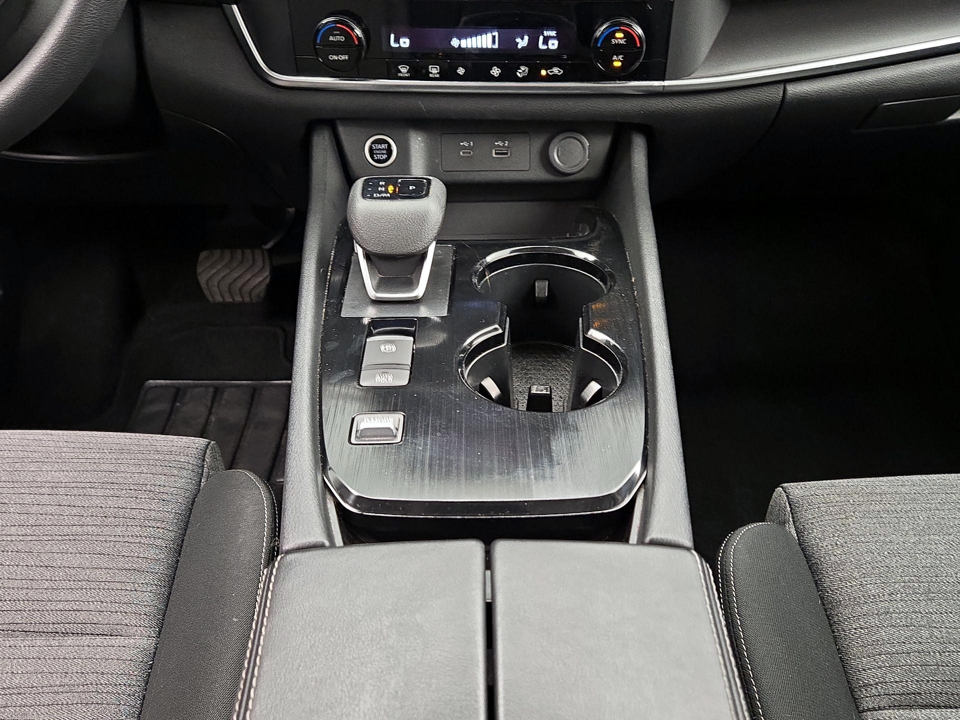 Thumbnail: 2023 Nissan Rogue - 17