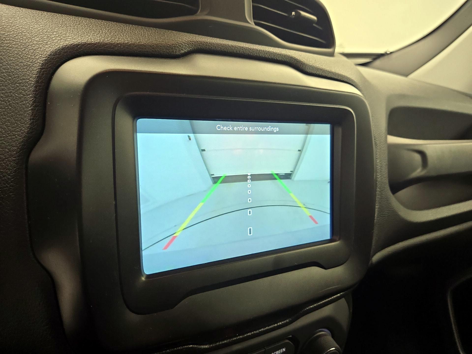 Thumbnail: 2021 Jeep Renegade - 14