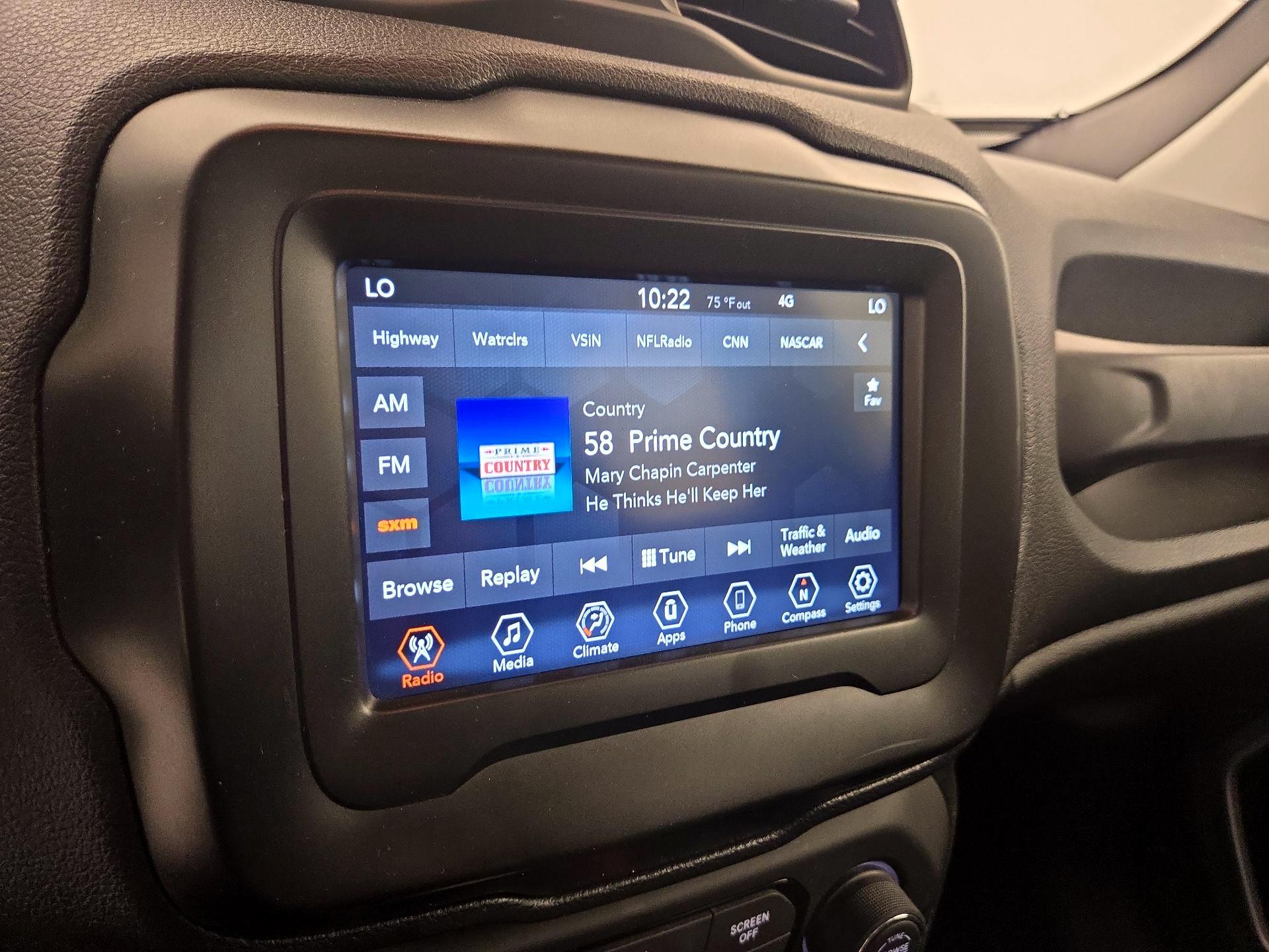 Thumbnail: 2021 Jeep Renegade - 15