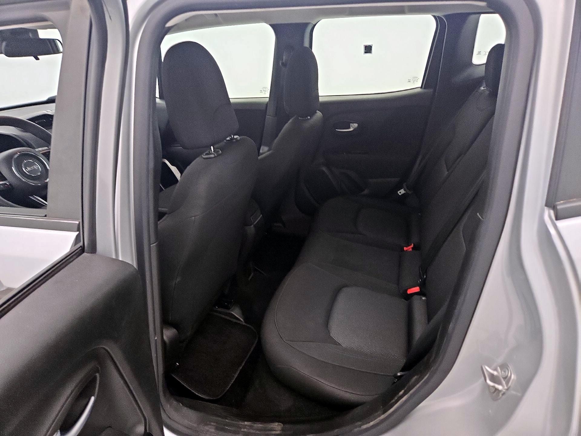 Thumbnail: 2021 Jeep Renegade - 19