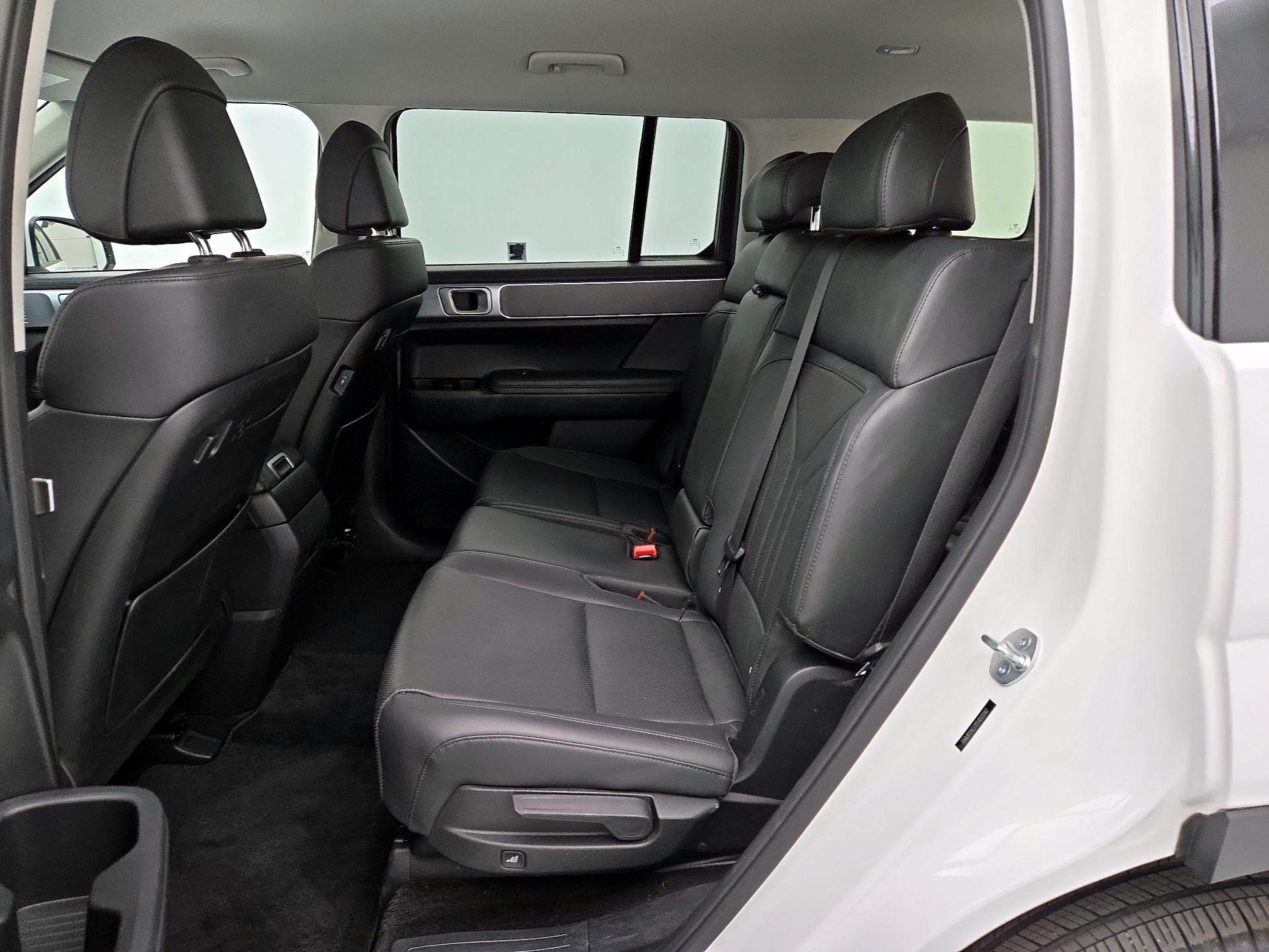 Thumbnail: 2025 Hyundai Santa Fe - 19