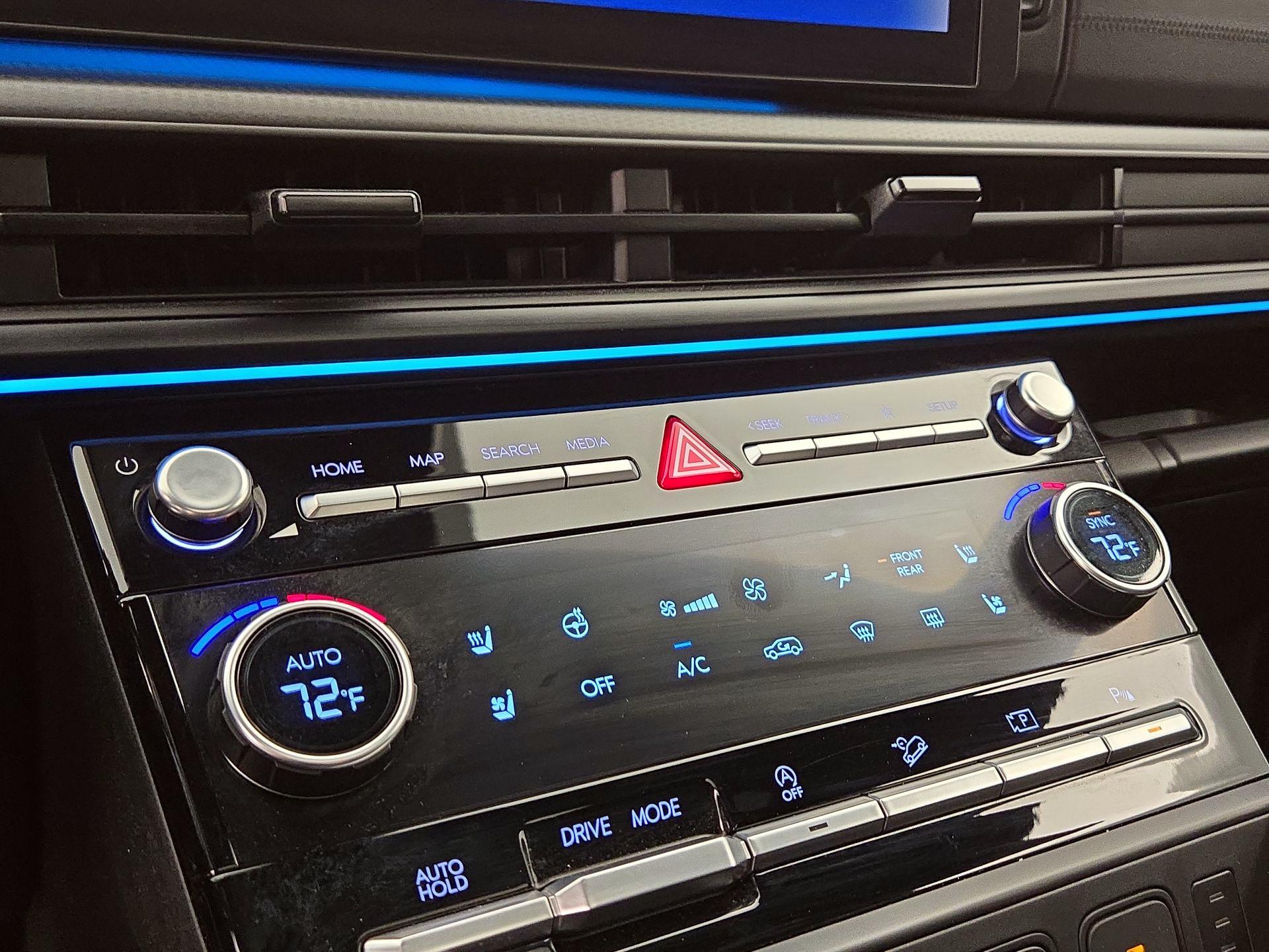 Thumbnail: 2025 Hyundai Santa Fe - 17