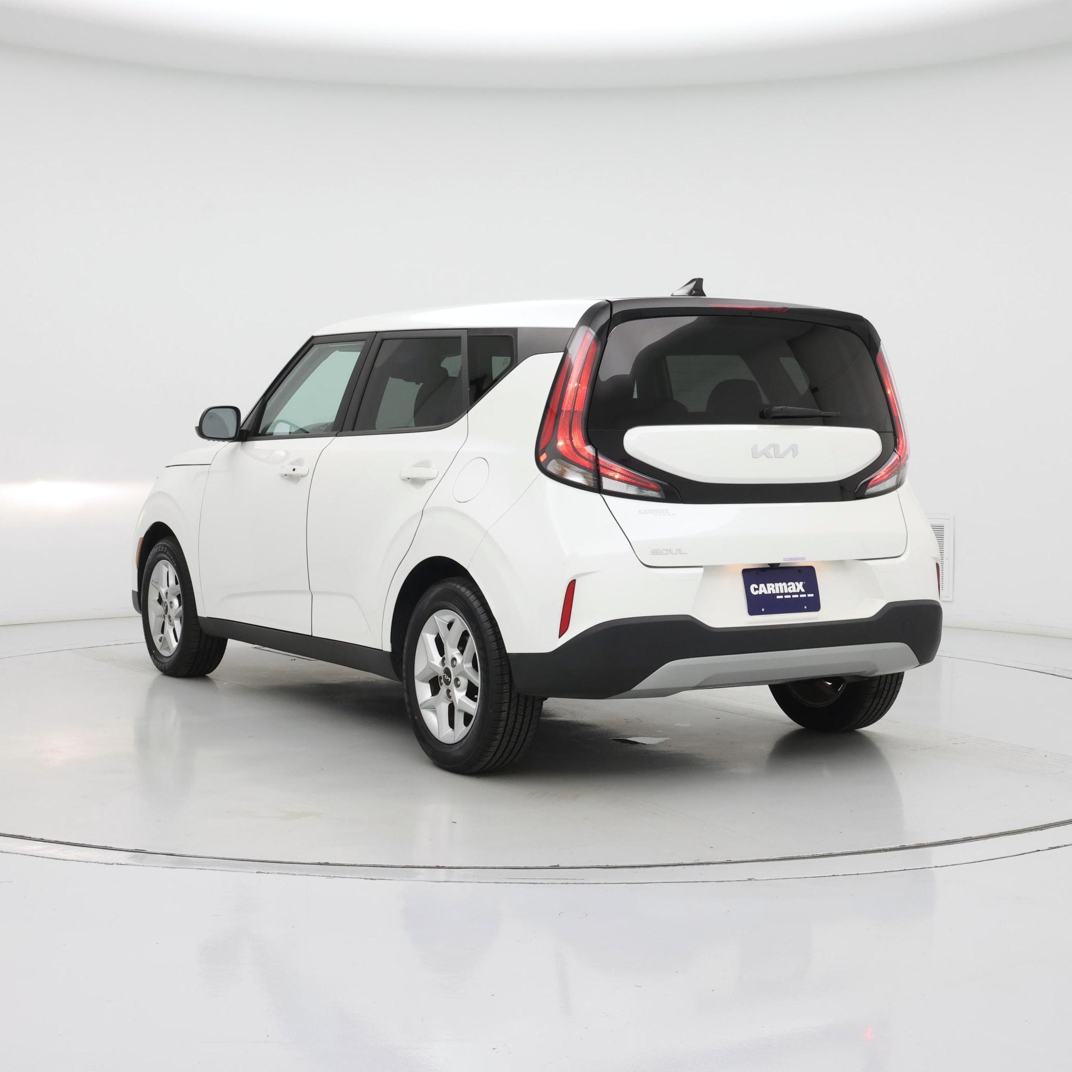 Thumbnail: 2023 Kia Soul - 2