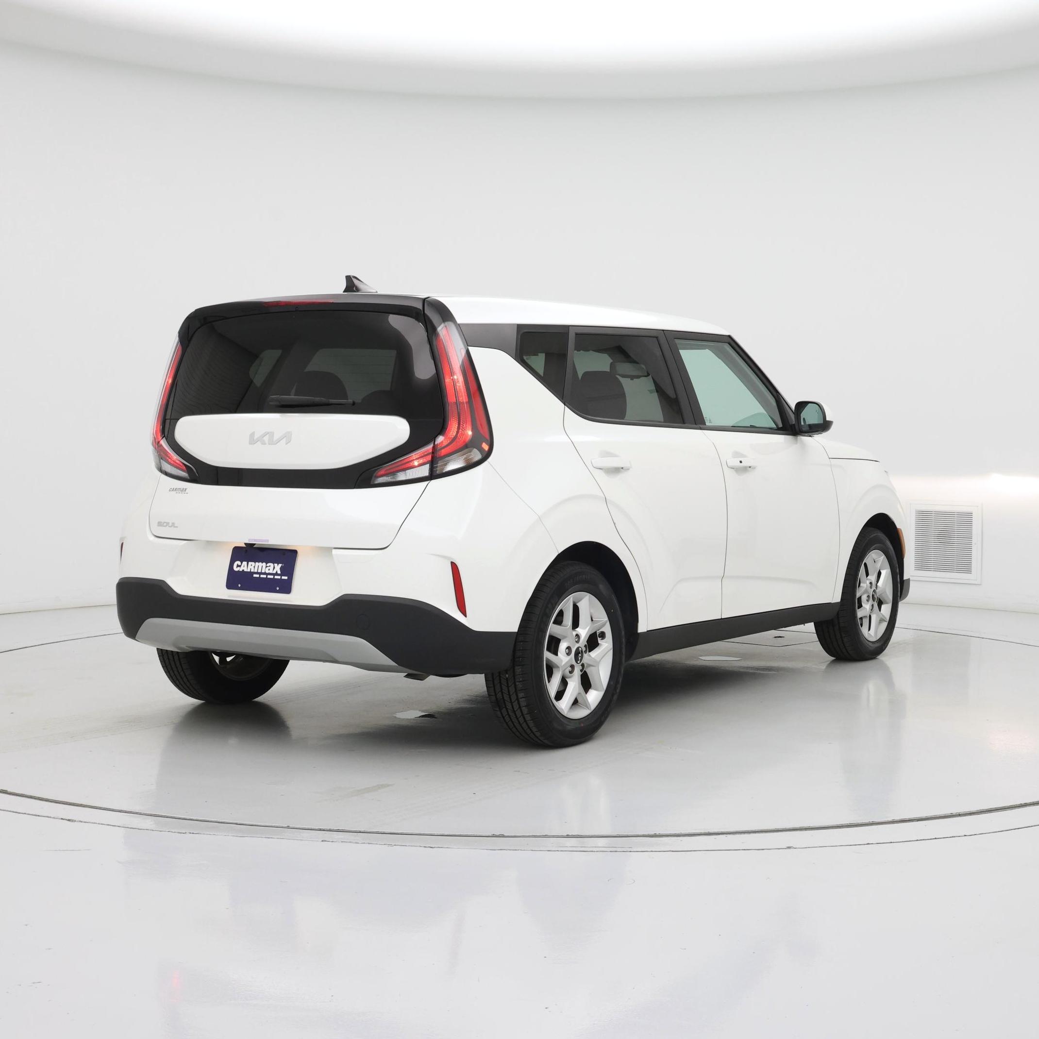 Thumbnail: 2023 Kia Soul - 8