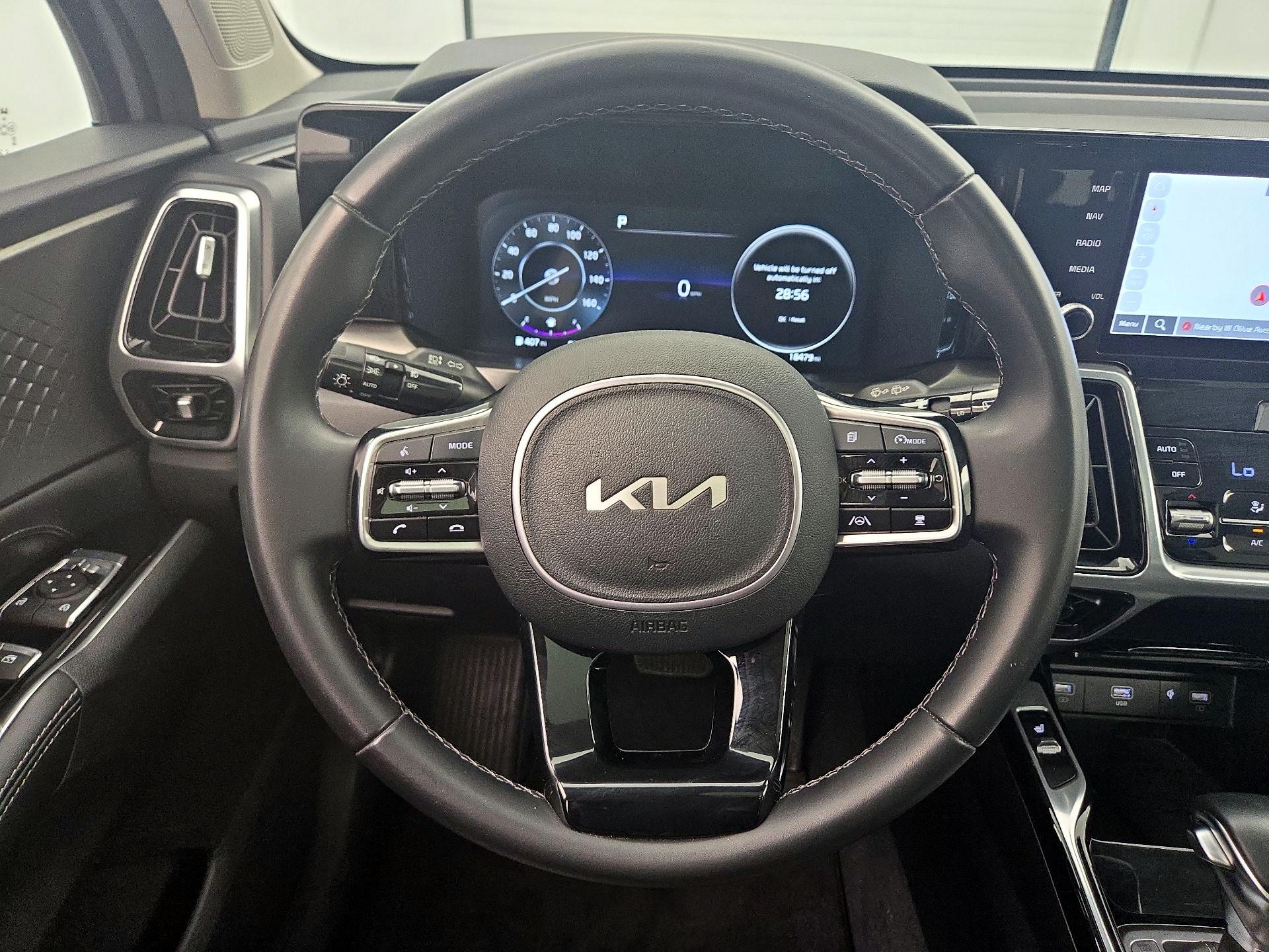 Thumbnail: 2023 Kia Sorento - 10