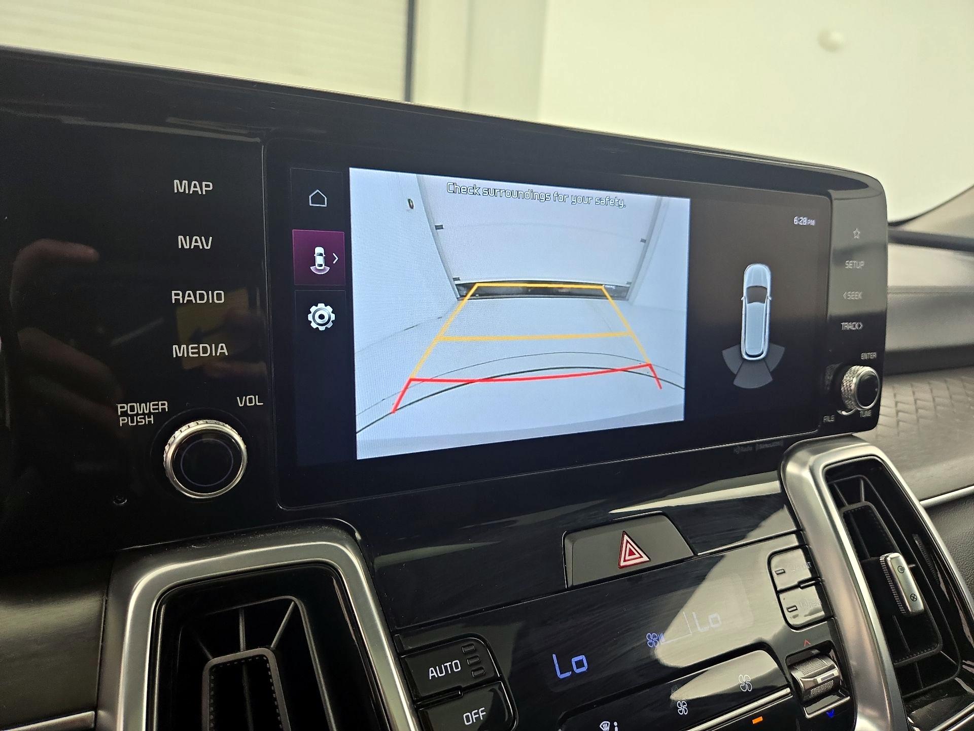 Thumbnail: 2023 Kia Sorento - 15