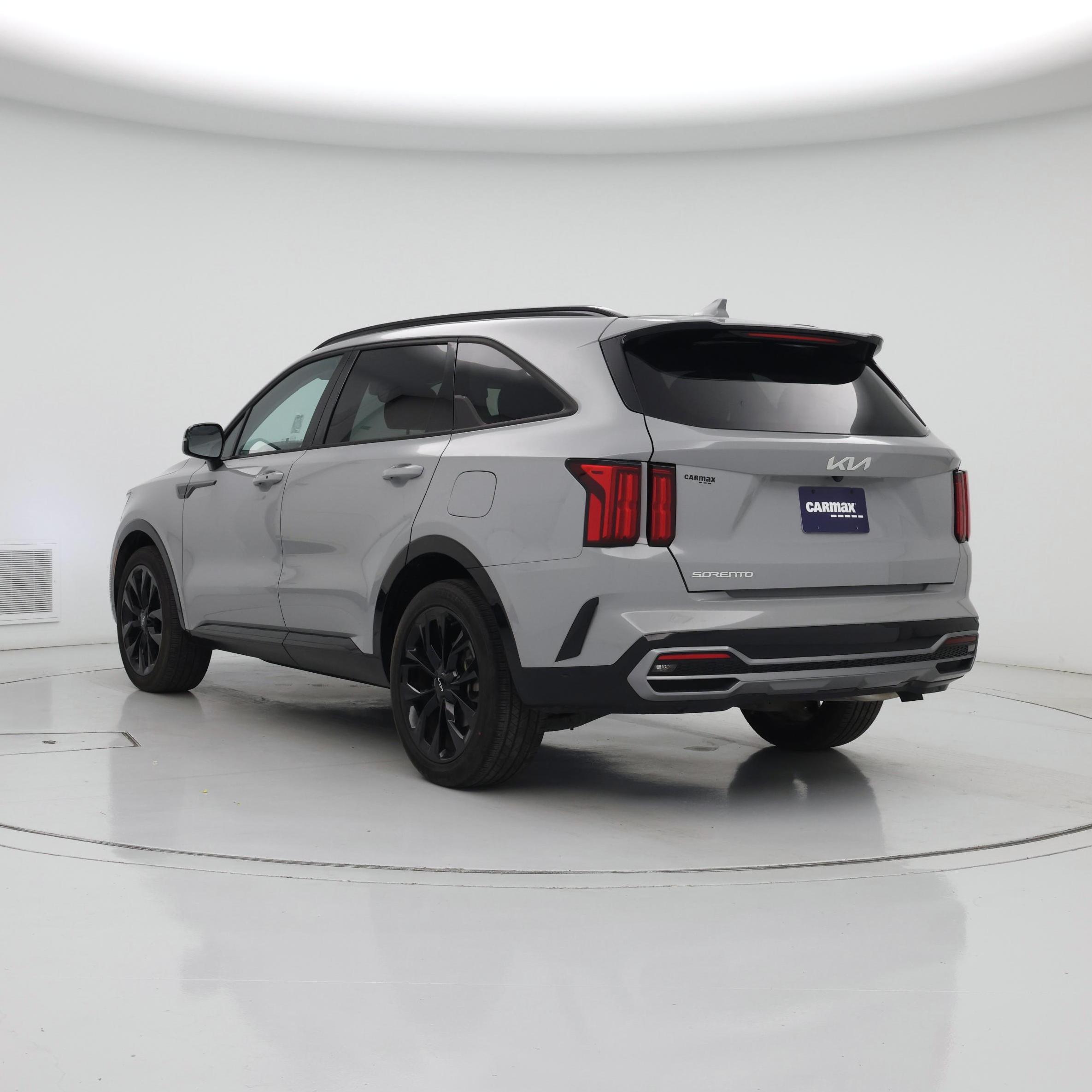 Thumbnail: 2023 Kia Sorento - 2