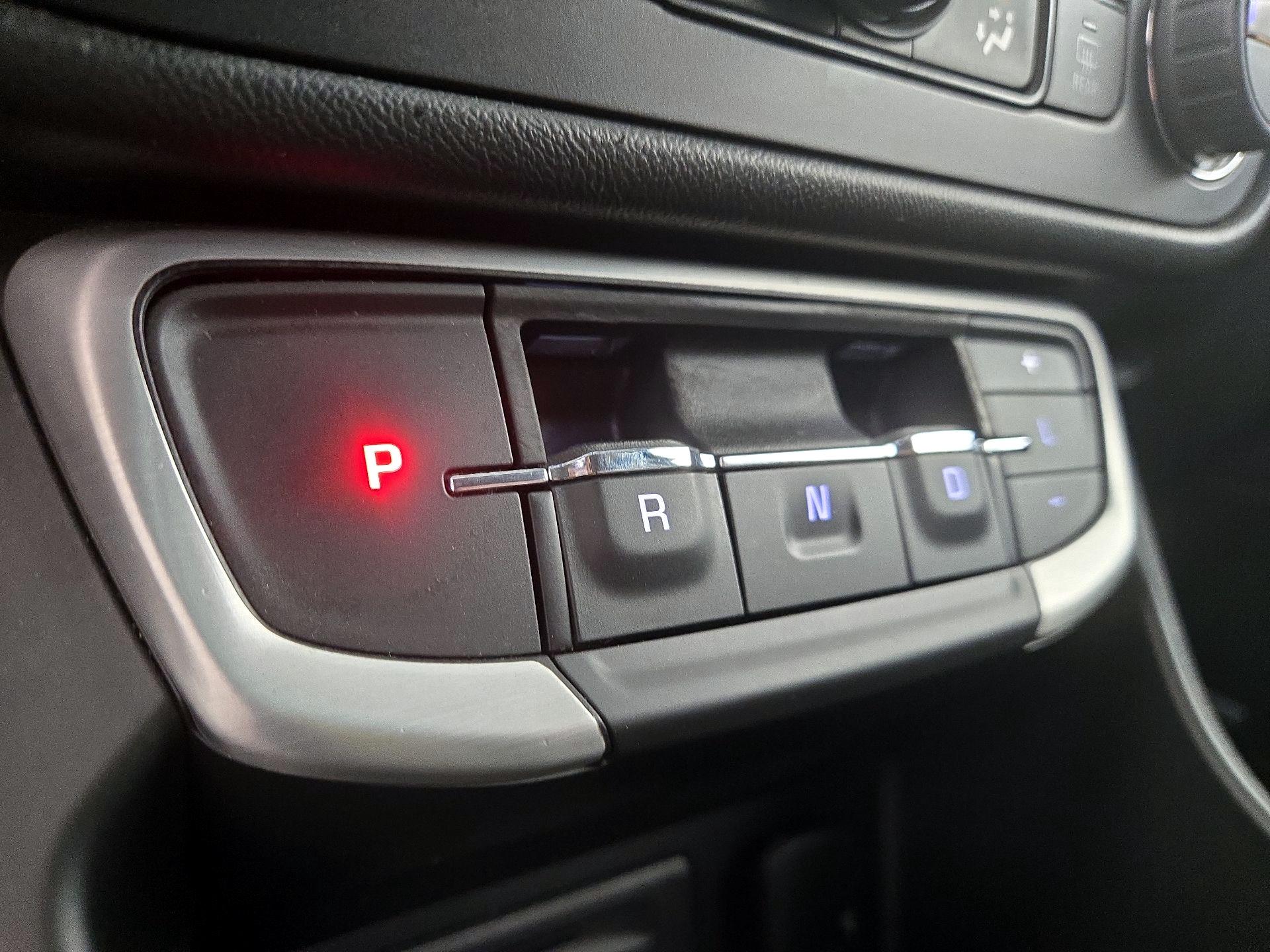 Thumbnail: 2023 GMC Terrain - 17