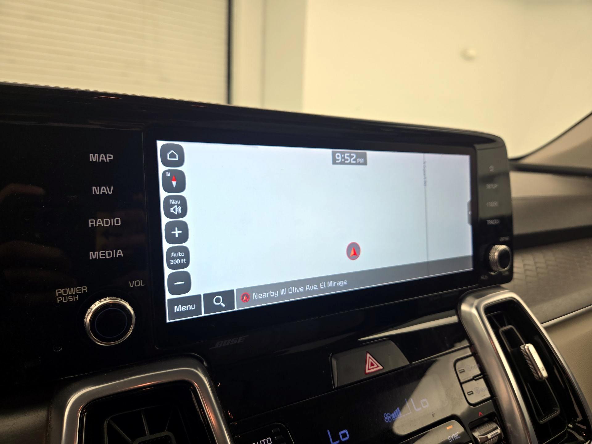 Thumbnail: 2023 Kia Sorento - 14