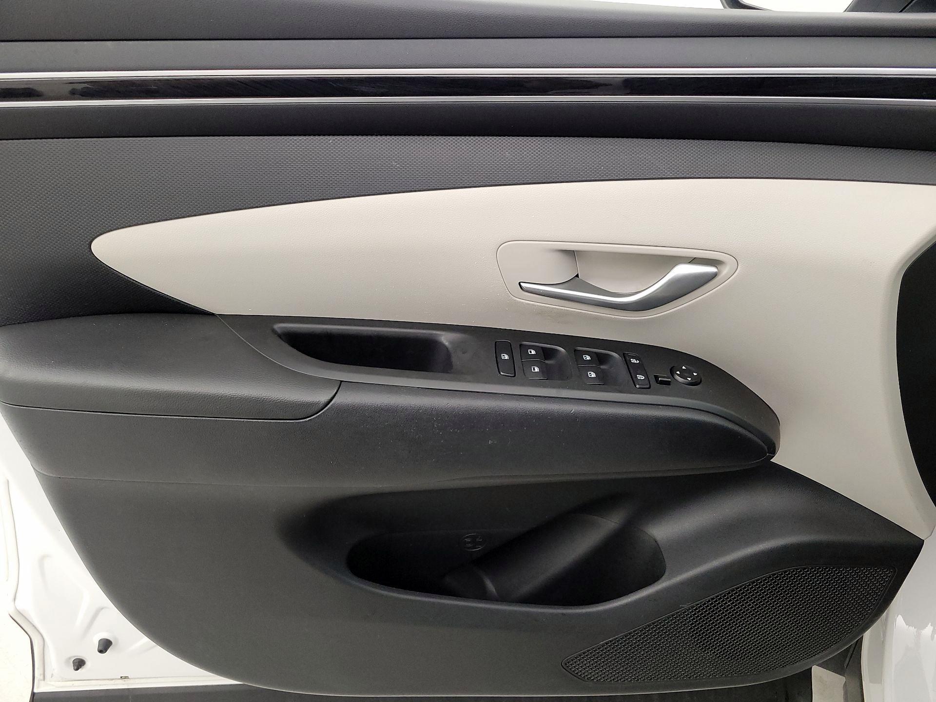Thumbnail: 2023 Hyundai Tucson - 12