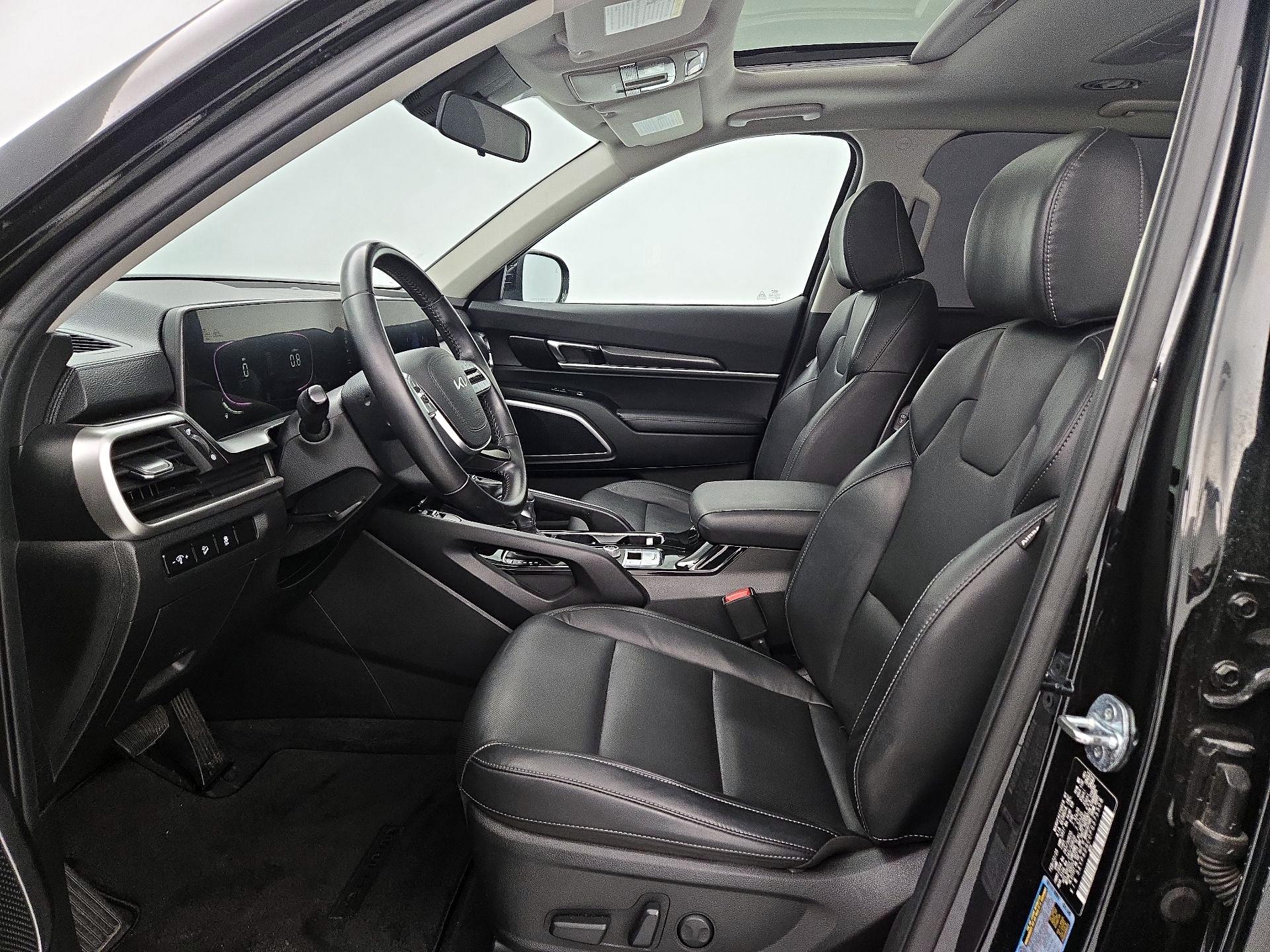 Thumbnail: 2023 Kia Telluride - 11