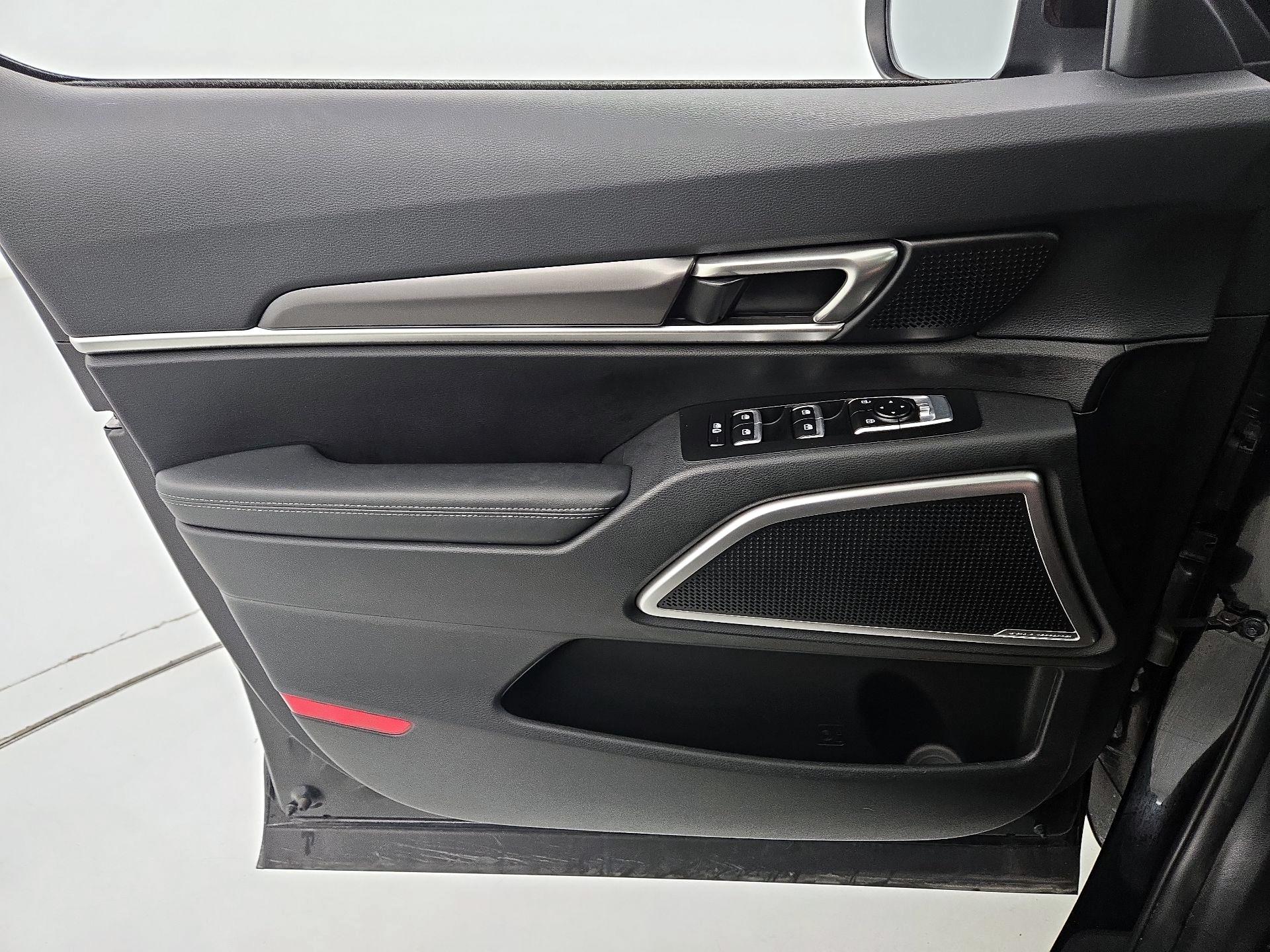 Thumbnail: 2023 Kia Telluride - 12