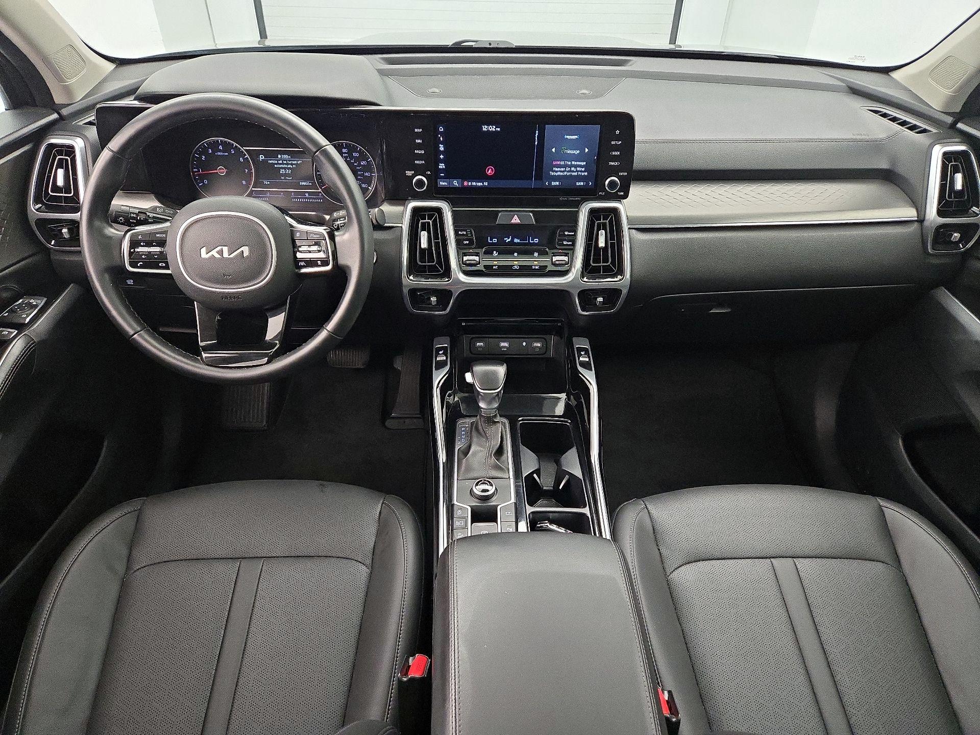 Thumbnail: 2022 Kia Sorento - 9