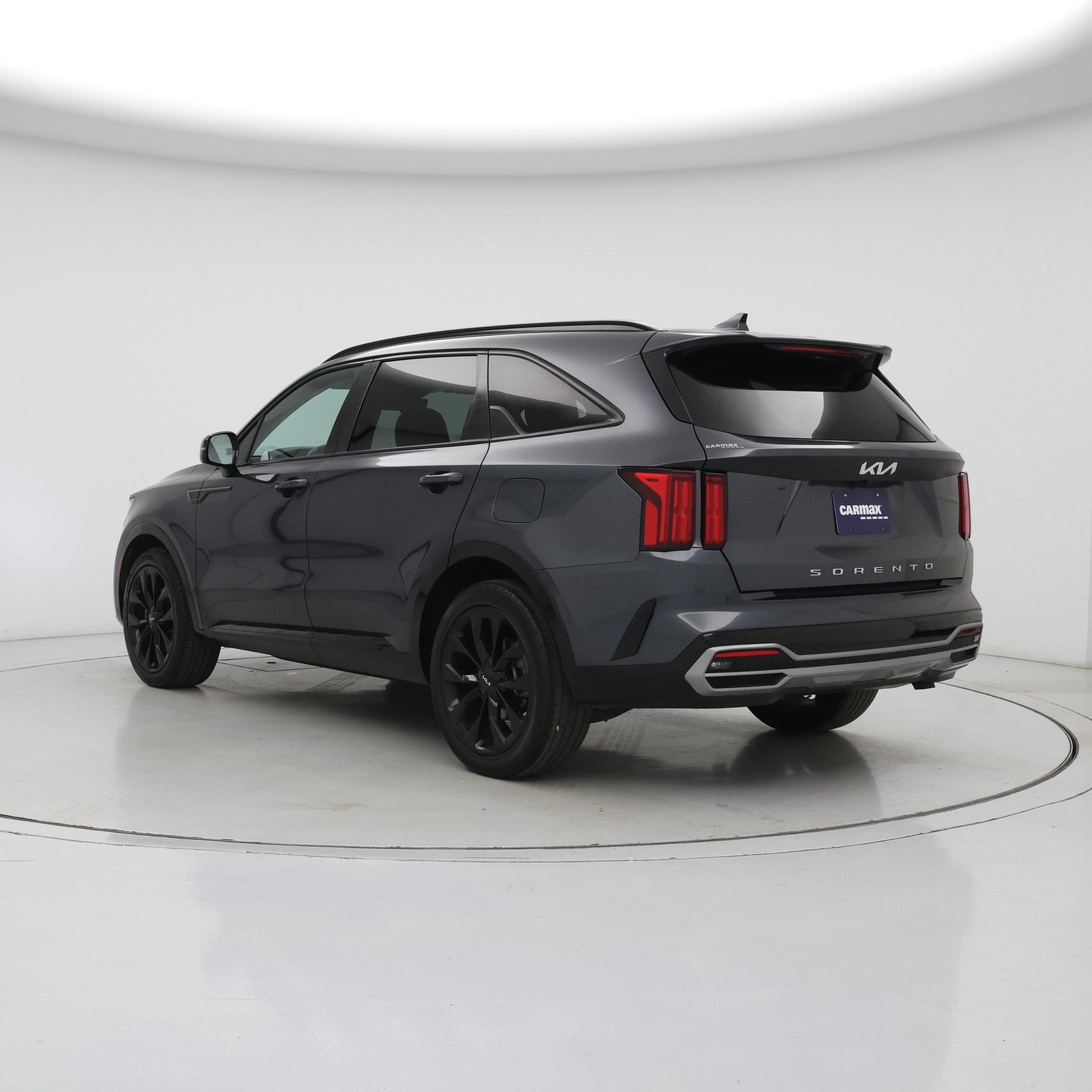 Thumbnail: 2022 Kia Sorento - 2