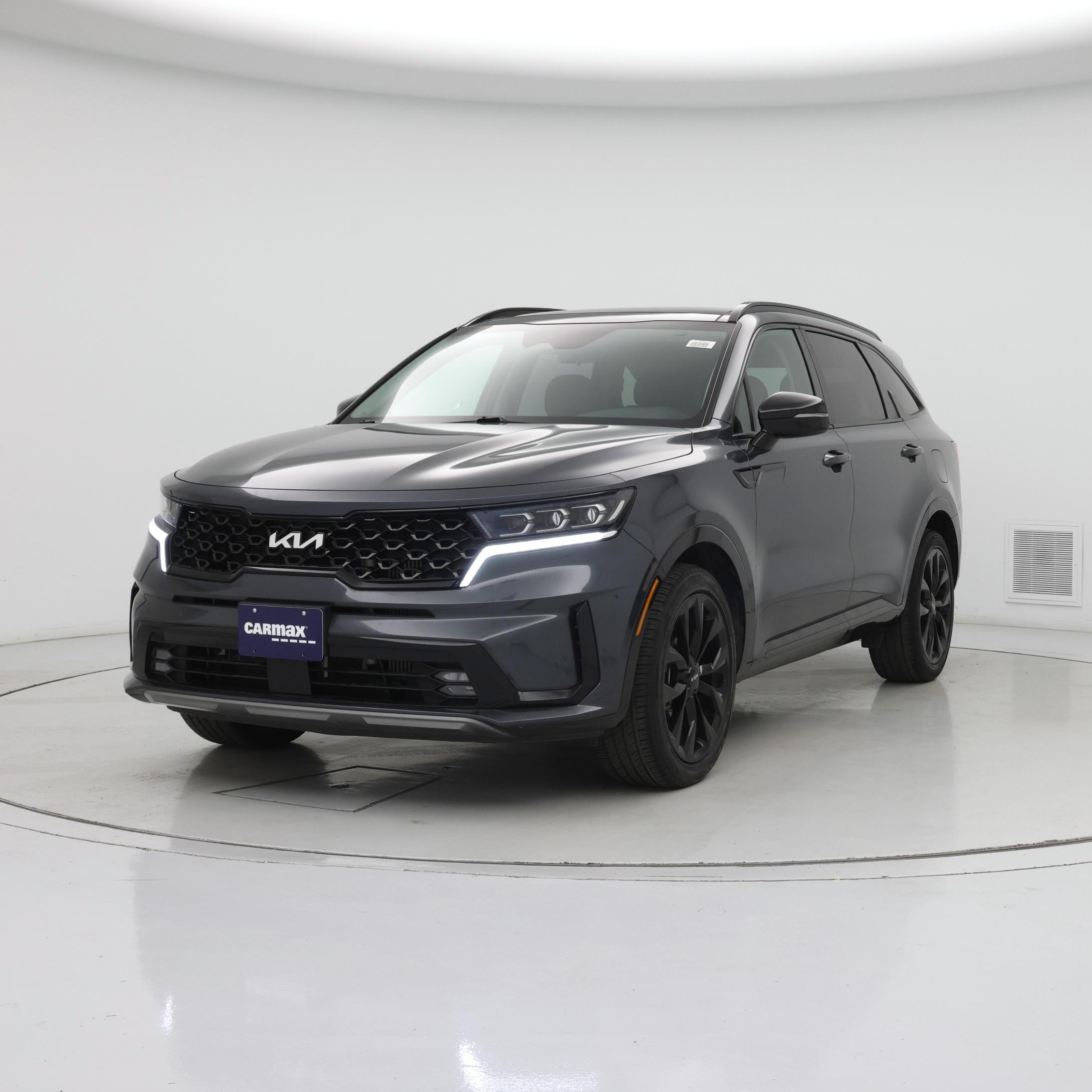 Thumbnail: 2022 Kia Sorento - 4