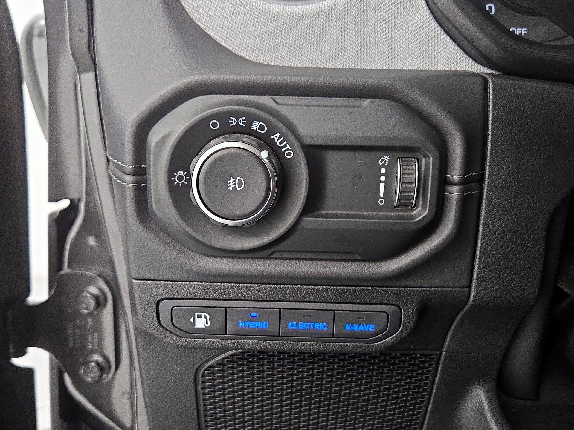 Thumbnail: 2025 Jeep Wrangler - 13