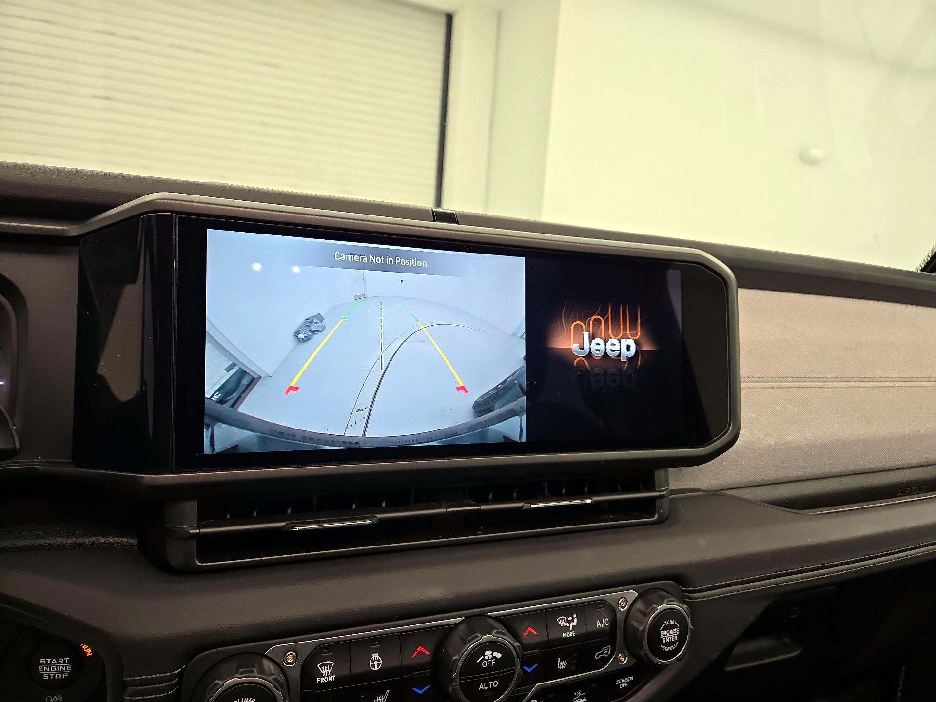 Thumbnail: 2025 Jeep Wrangler - 14