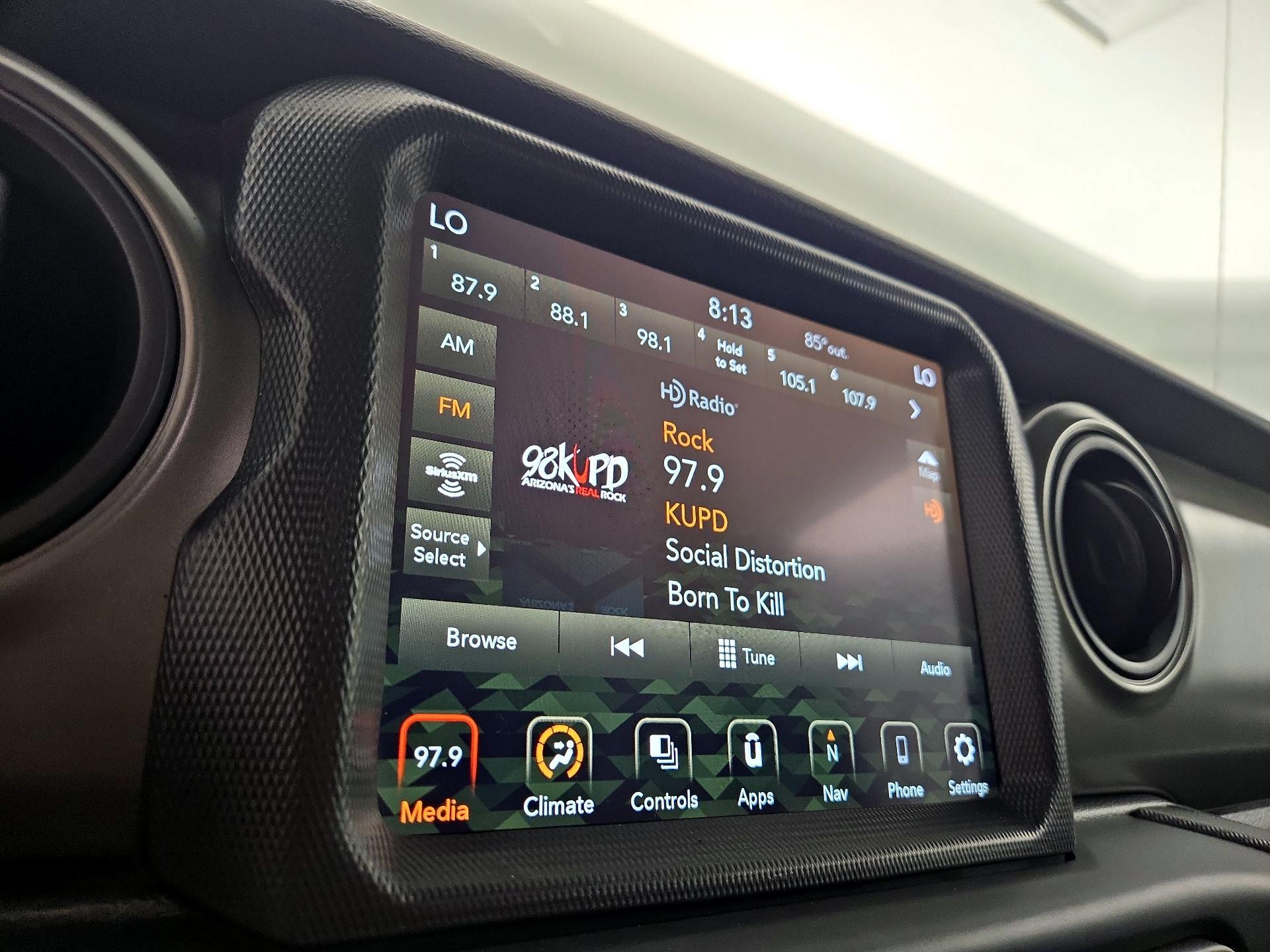 Thumbnail: 2023 Jeep Wrangler - 16