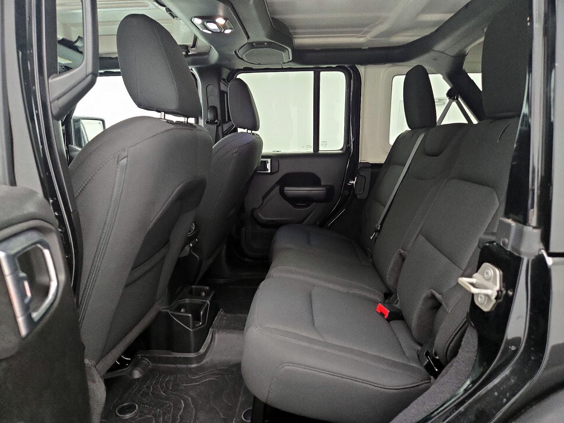 Thumbnail: 2023 Jeep Wrangler - 20