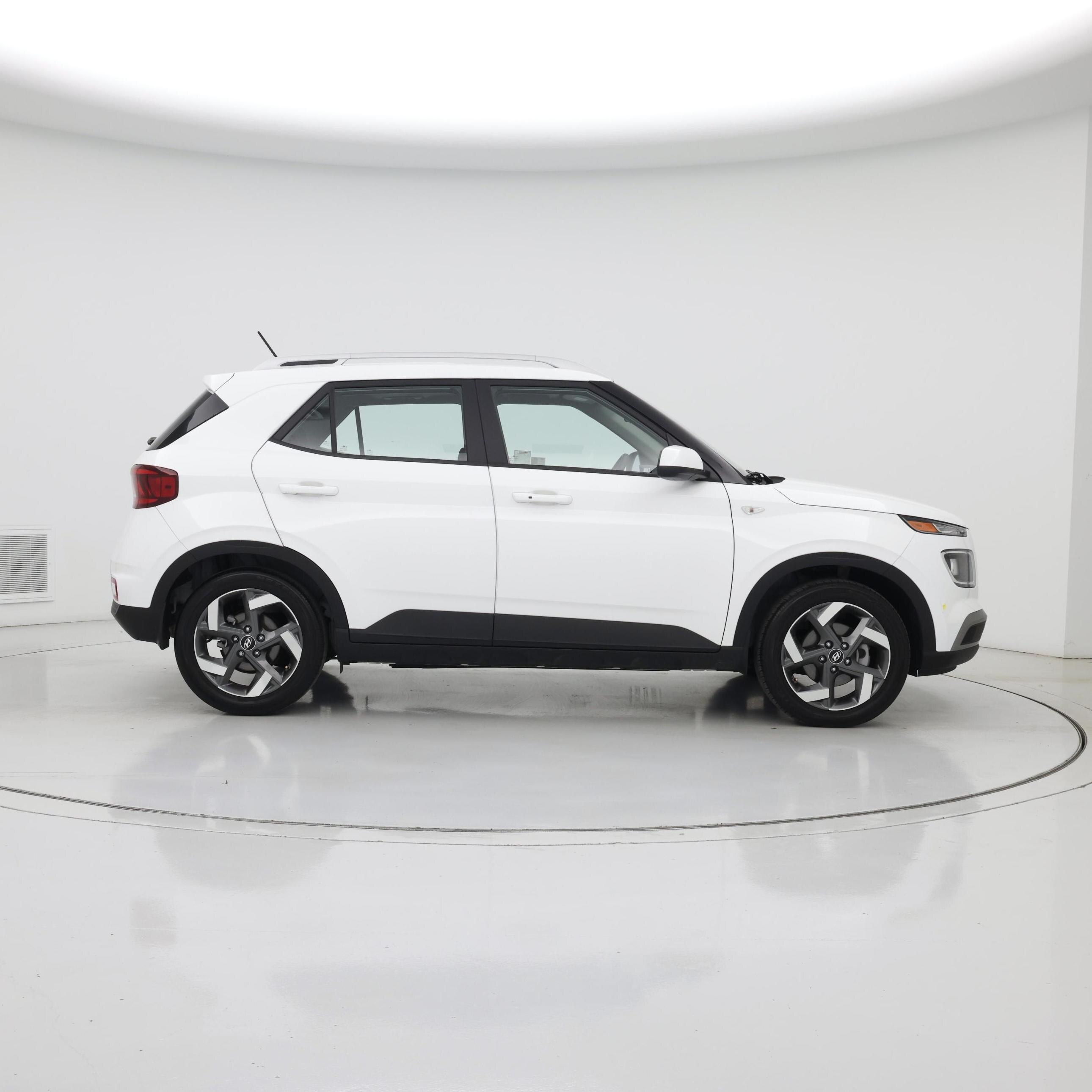 Thumbnail: 2024 Hyundai Venue - 7