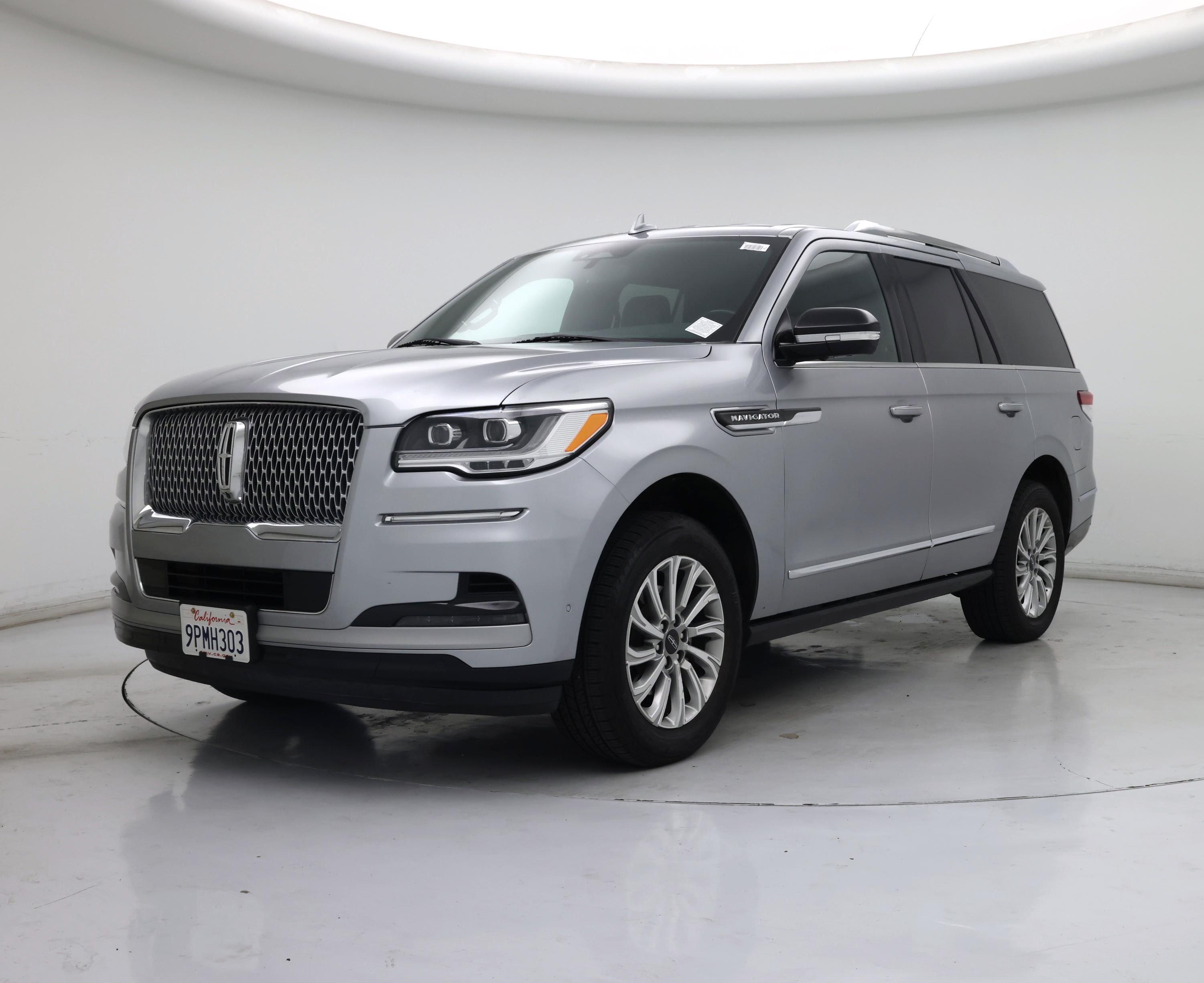 Thumbnail: 2022 Lincoln Navigator - 4