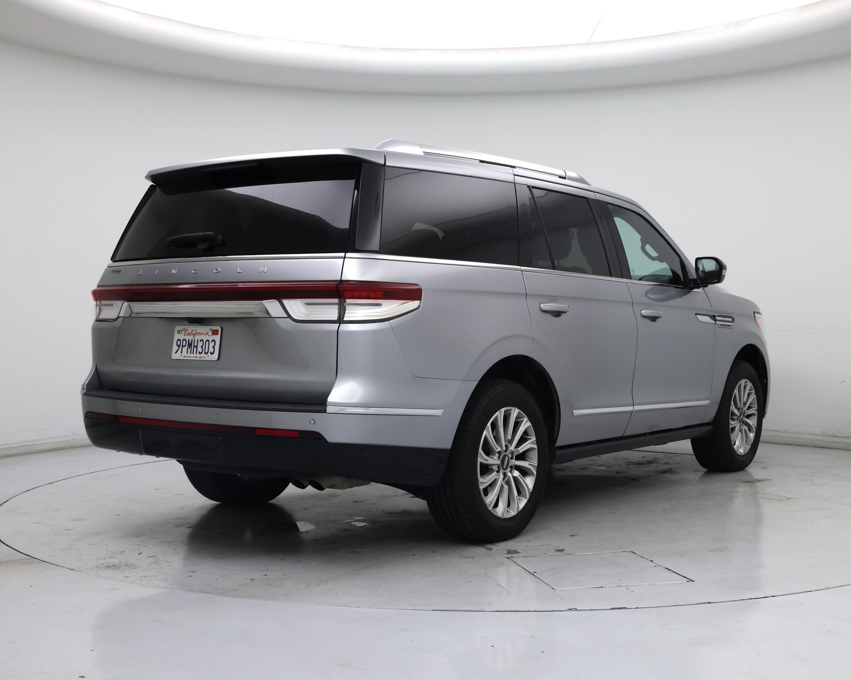 Thumbnail: 2022 Lincoln Navigator - 8