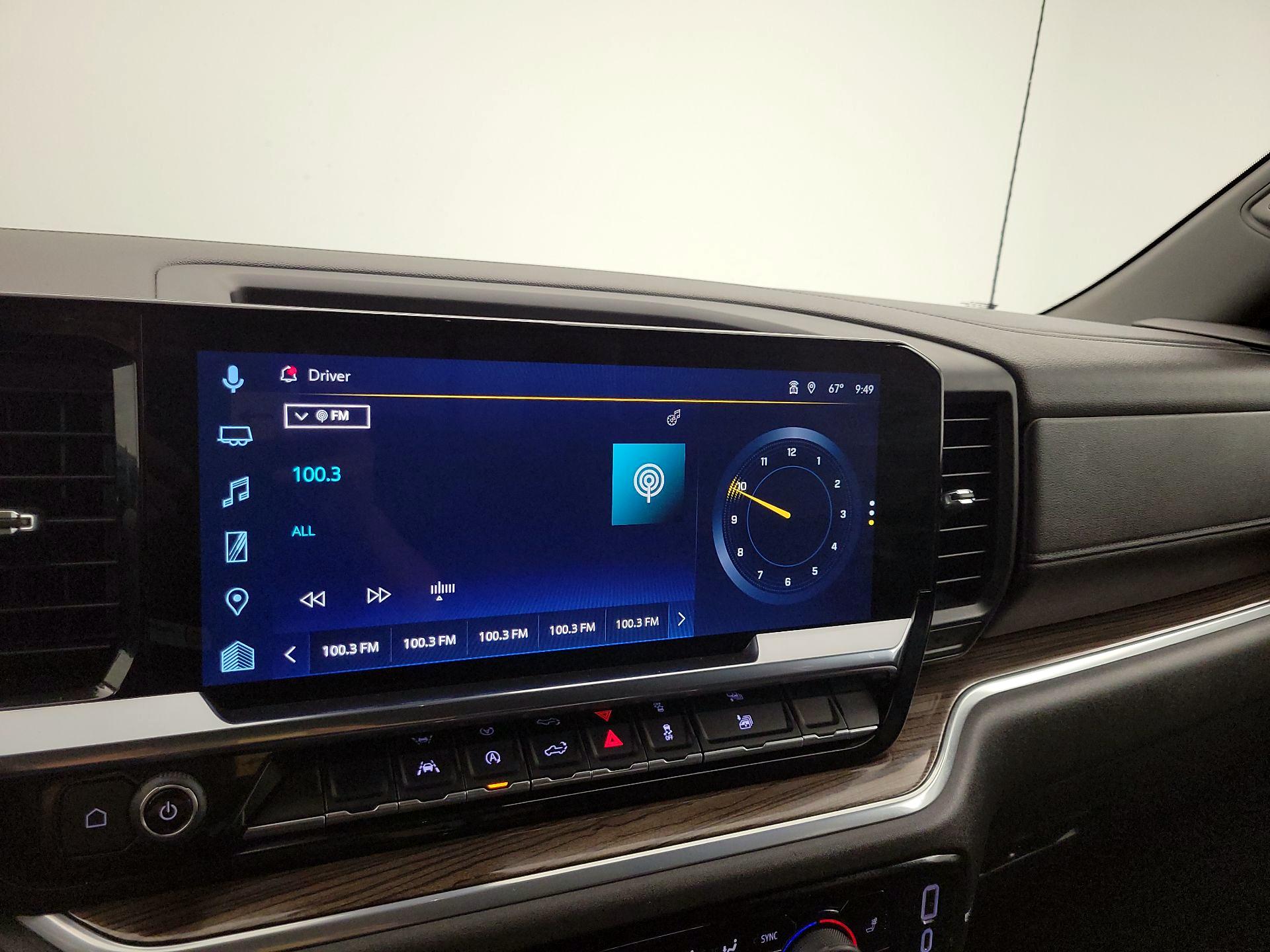 Thumbnail: 2022 Chevrolet Silverado 1500 - 16