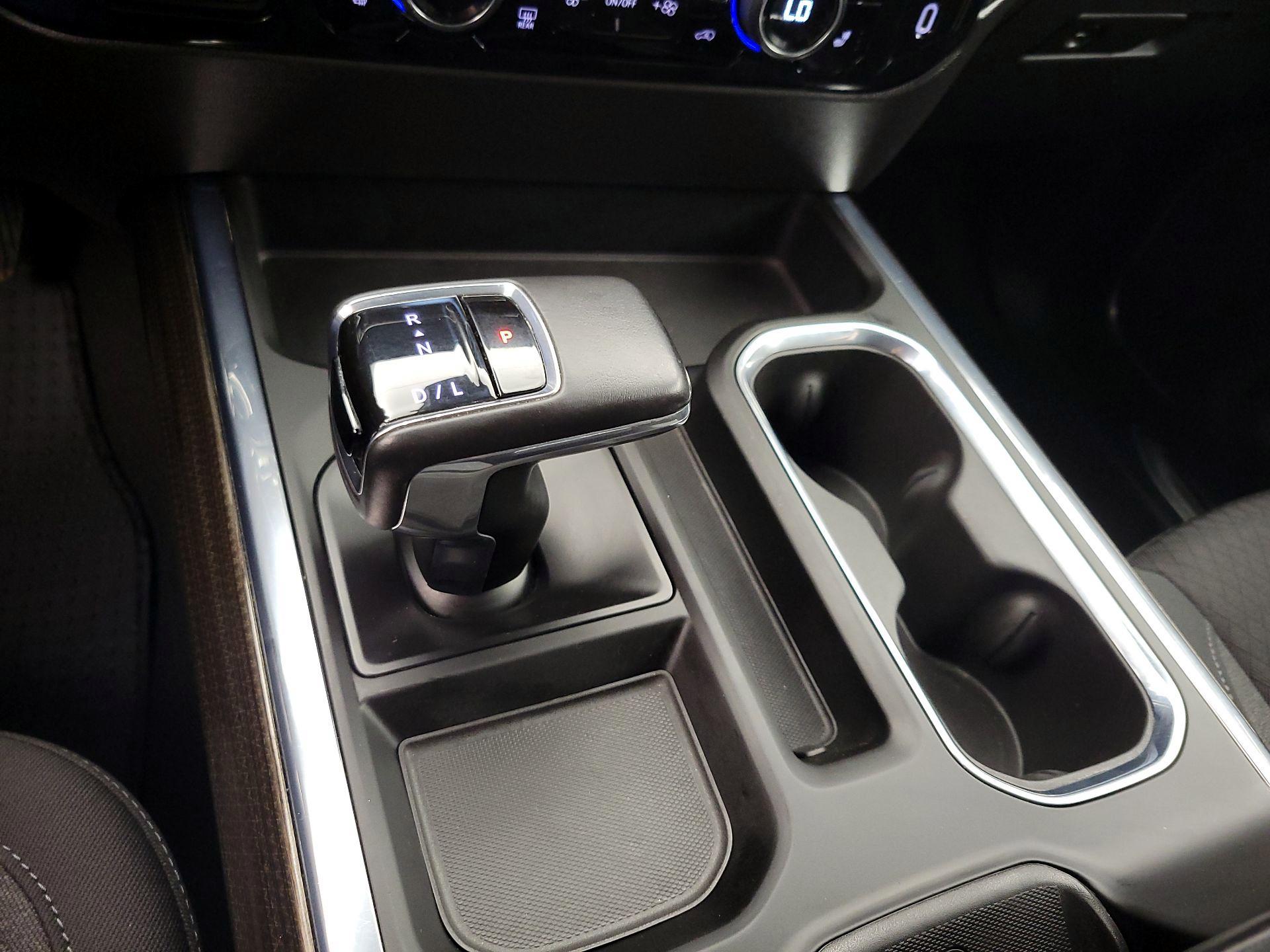 Thumbnail: 2022 Chevrolet Silverado 1500 - 18