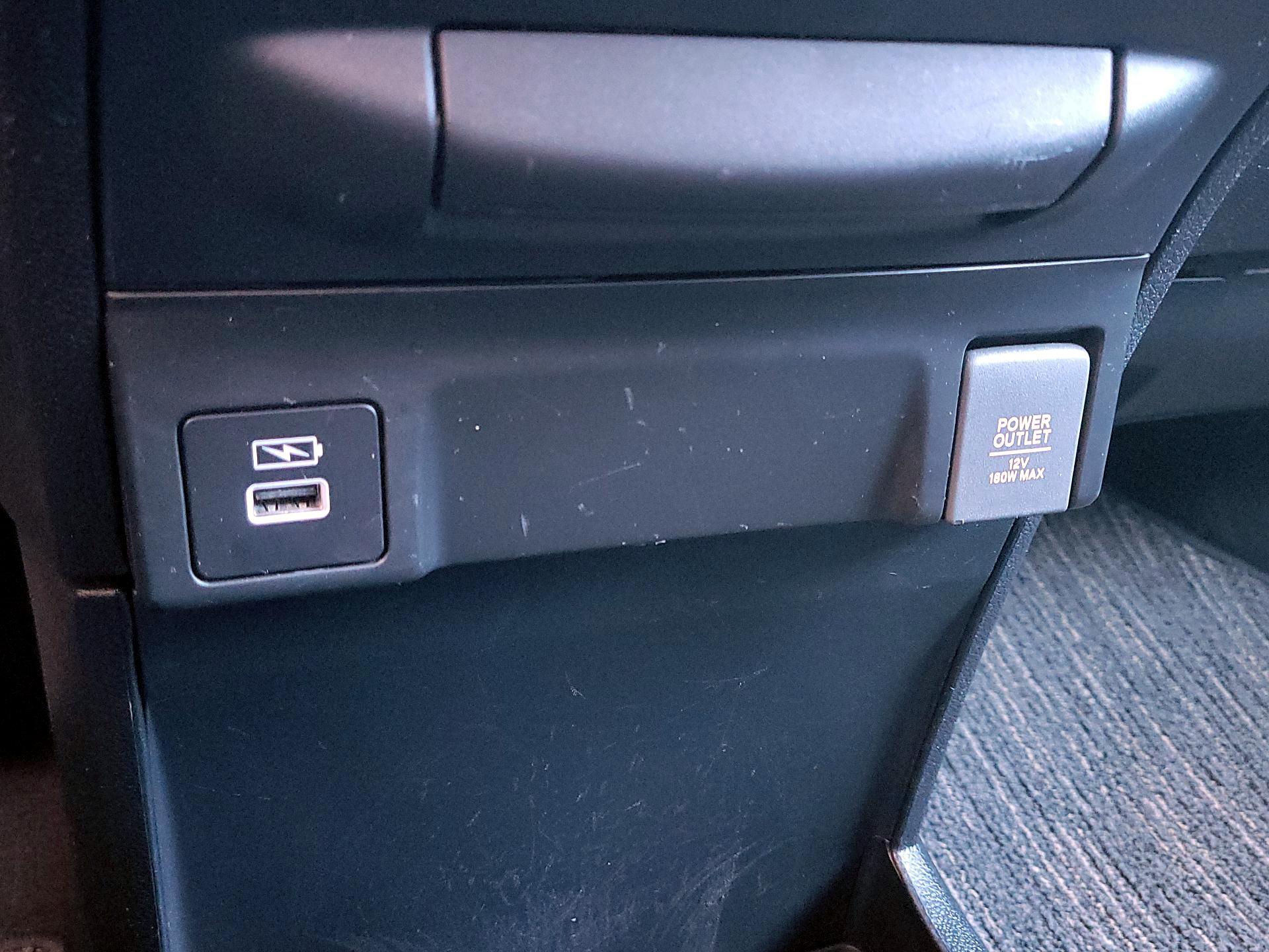 Thumbnail: 2023 Honda Odyssey - 18