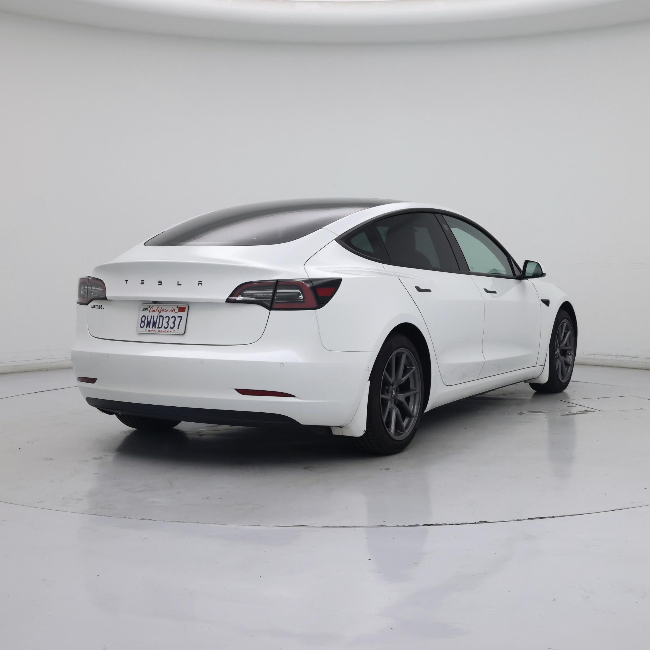 Thumbnail: 2021 Tesla Model 3 - 8