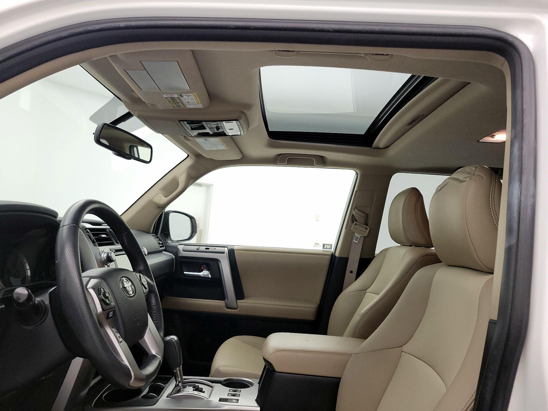 Thumbnail: 2015 Toyota 4Runner - 19