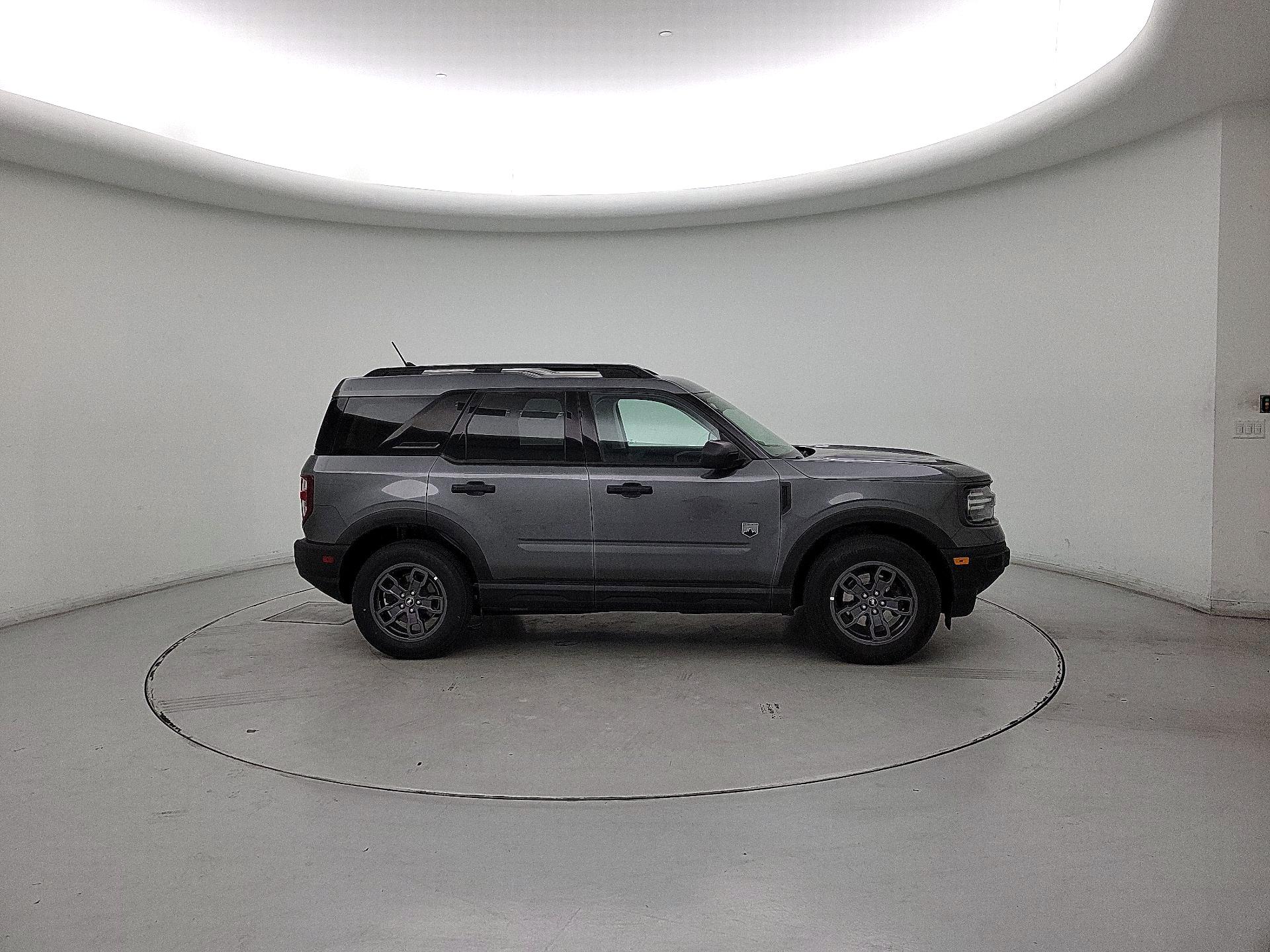 Thumbnail: 2021 Ford Bronco Sport - 4