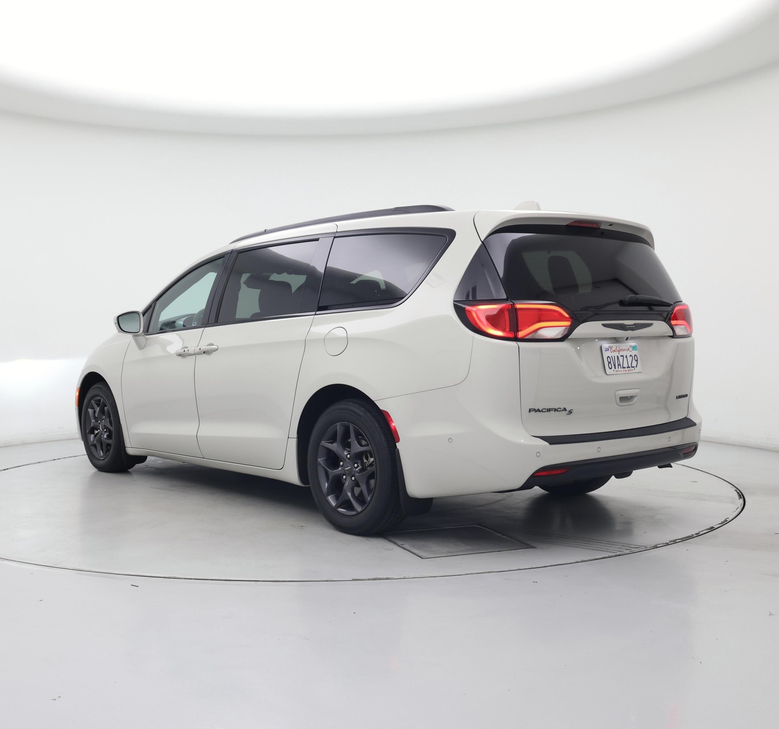 Thumbnail: 2020 Chrysler Pacifica - 2