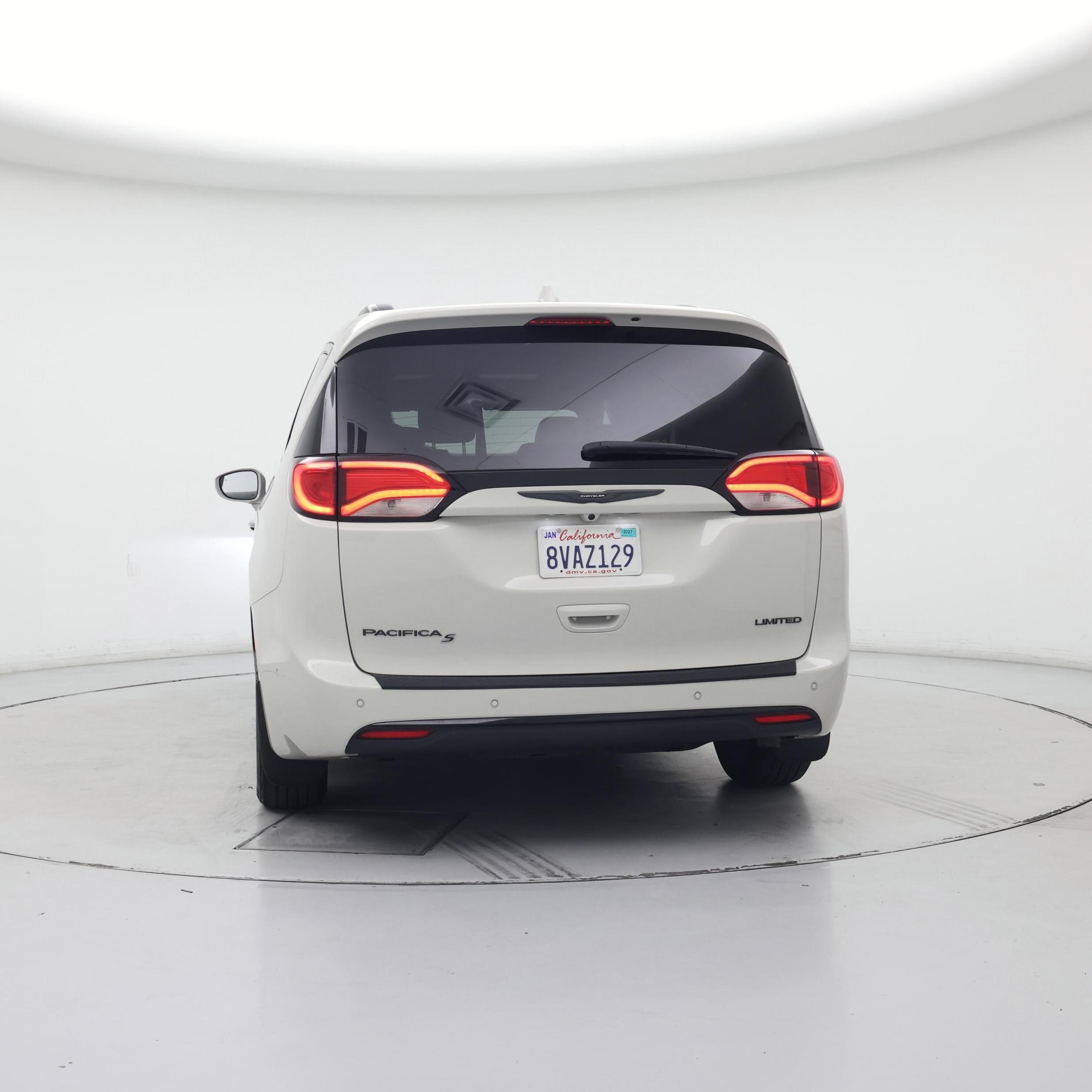 Thumbnail: 2020 Chrysler Pacifica - 6