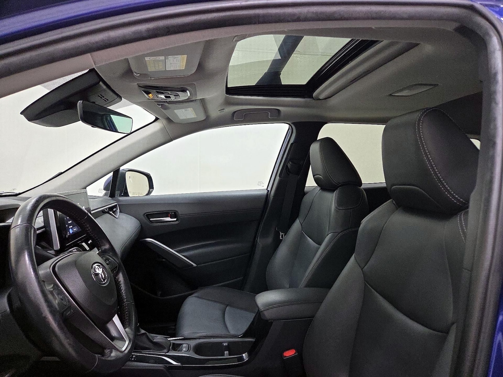 Sunroof(s) & Overhead Airbags