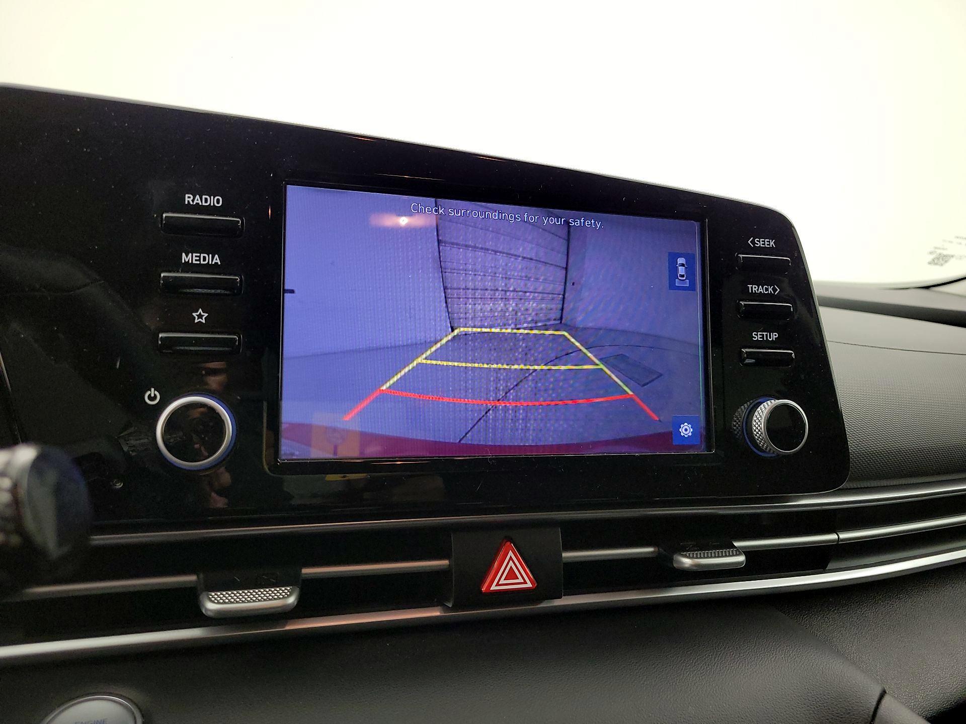 Thumbnail: 2022 Hyundai Elantra - 12