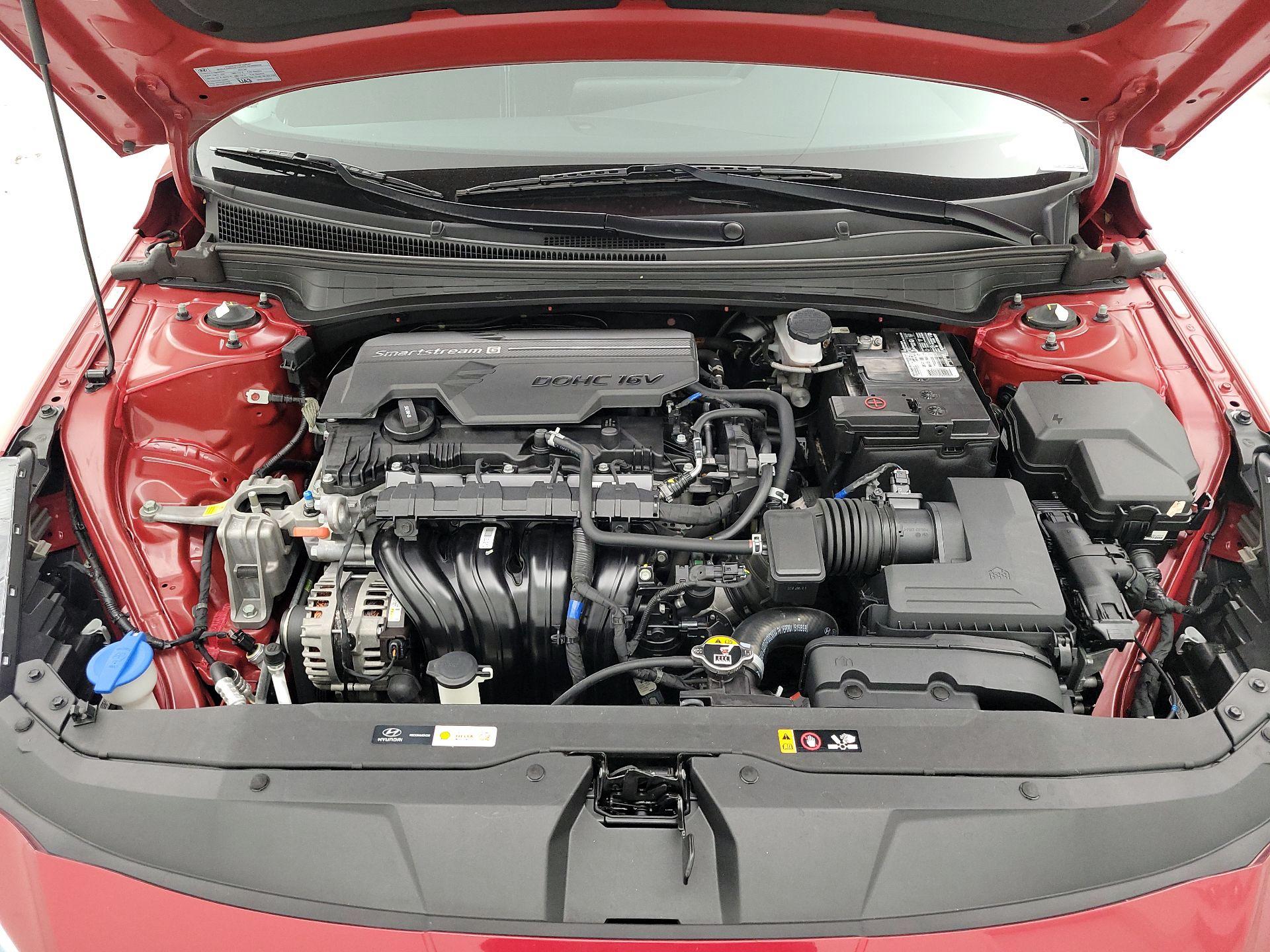 Thumbnail: 2022 Hyundai Elantra - 19